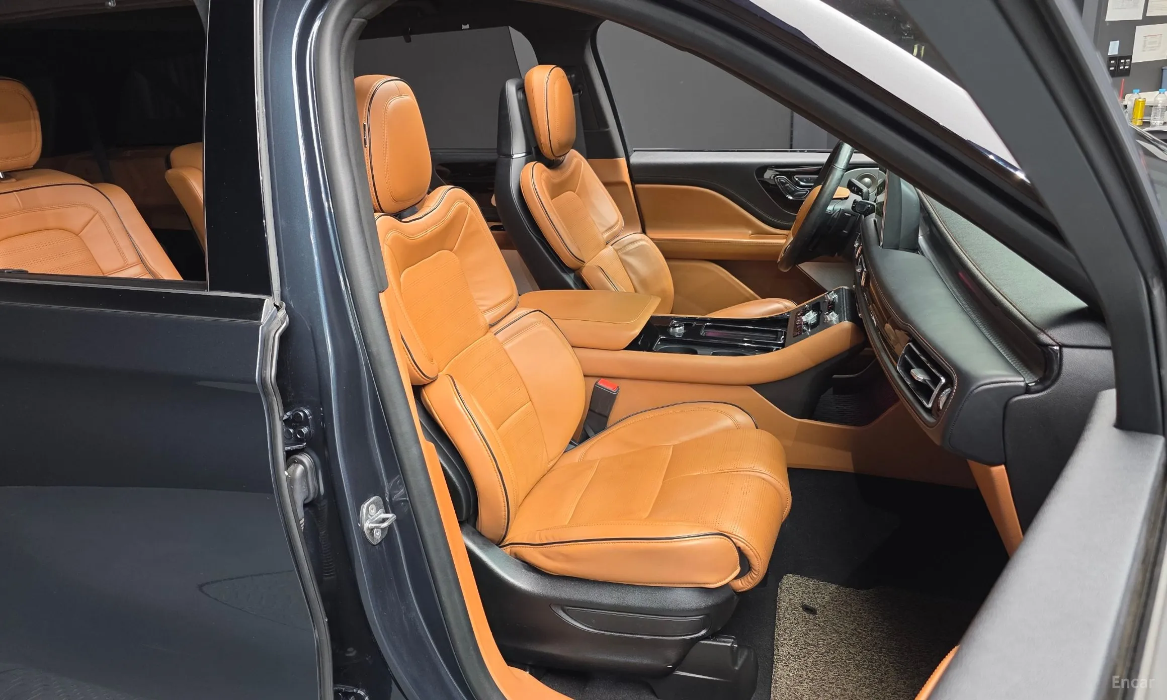 Lincoln Aviator 2nd Generation превью 12