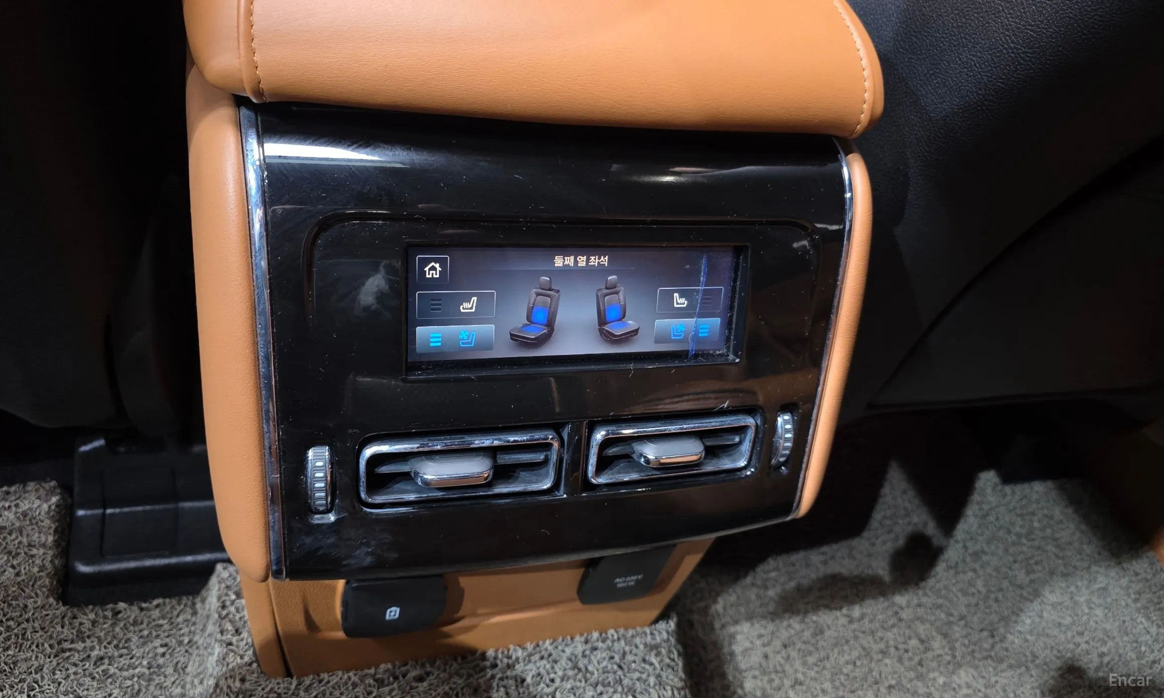 Lincoln Aviator 2nd Generation превью 18