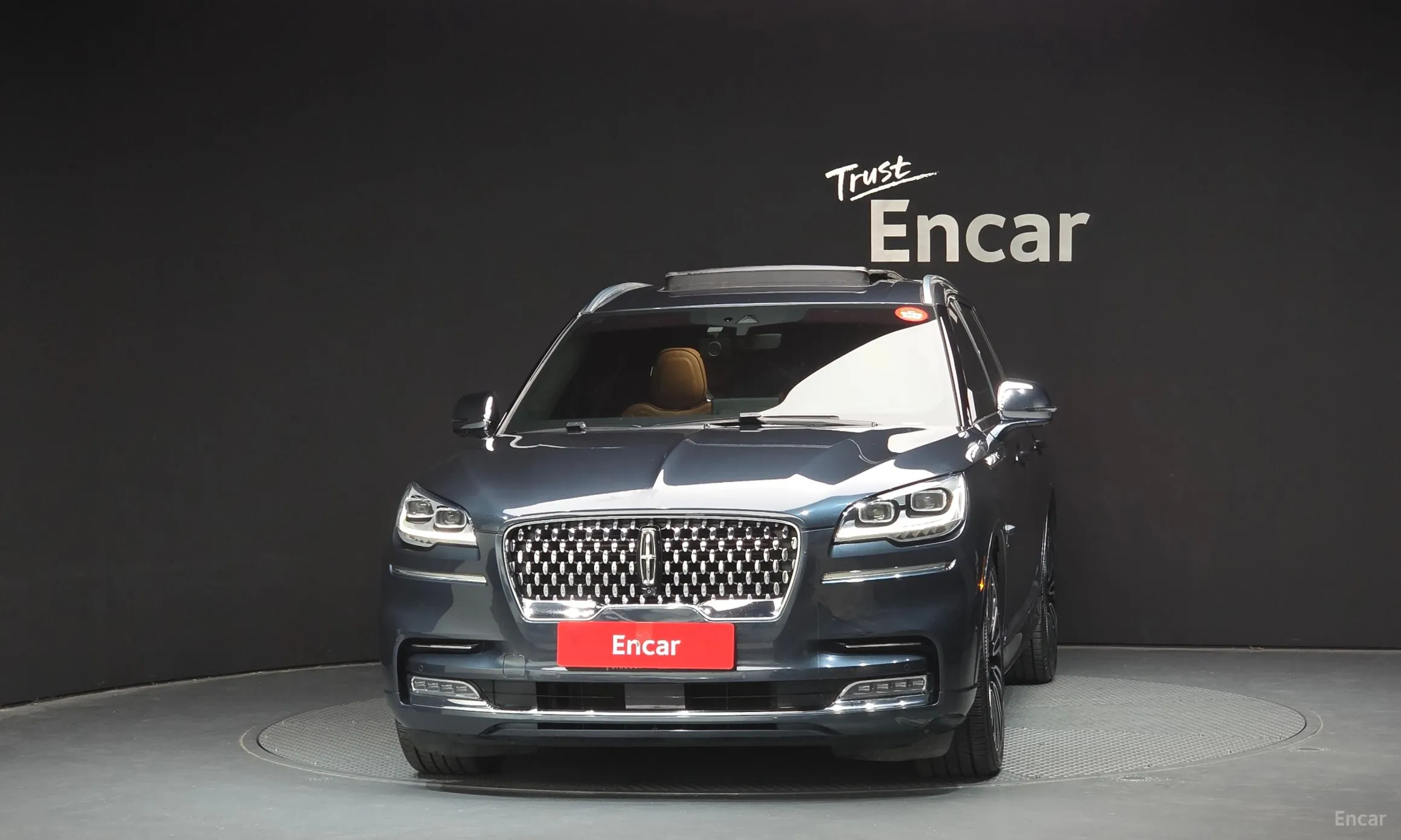 Lincoln Aviator 2nd Generation превью 3