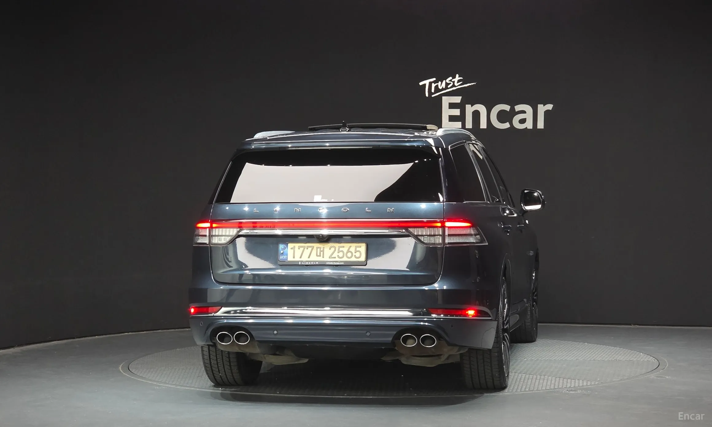 Lincoln Aviator 2nd Generation превью 4