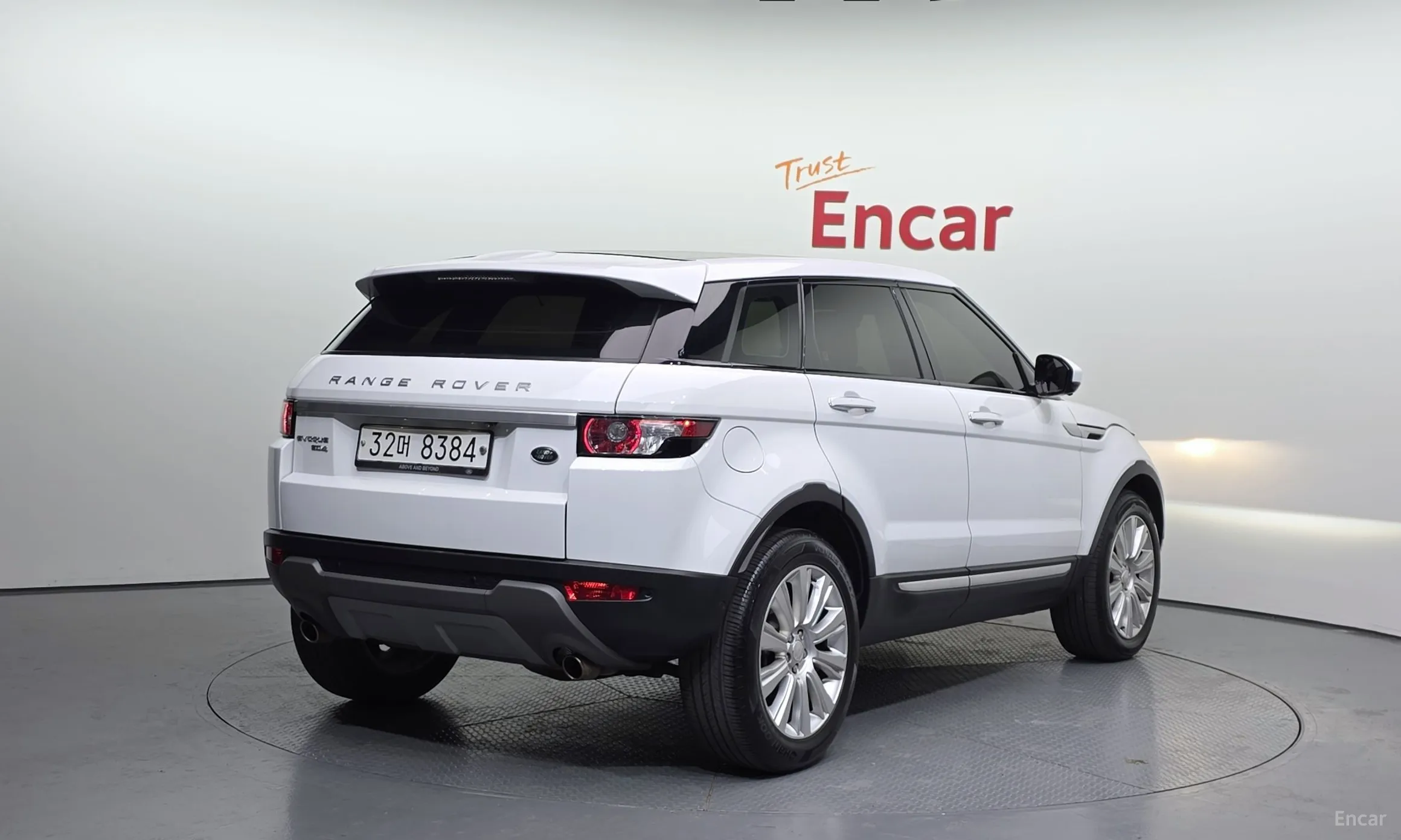 Land Rover Range Rover Evoque превью 2