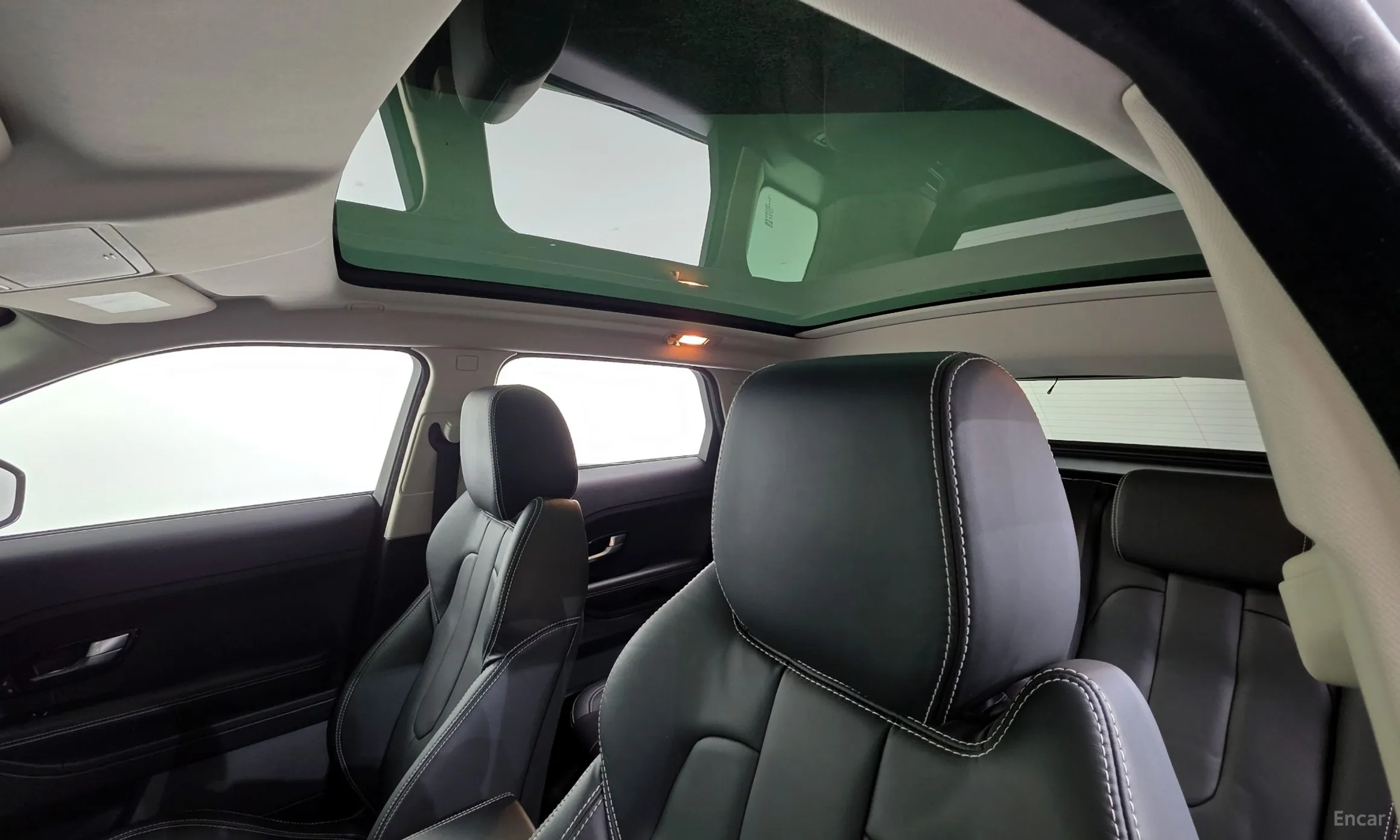 Land Rover Range Rover Evoque превью 19
