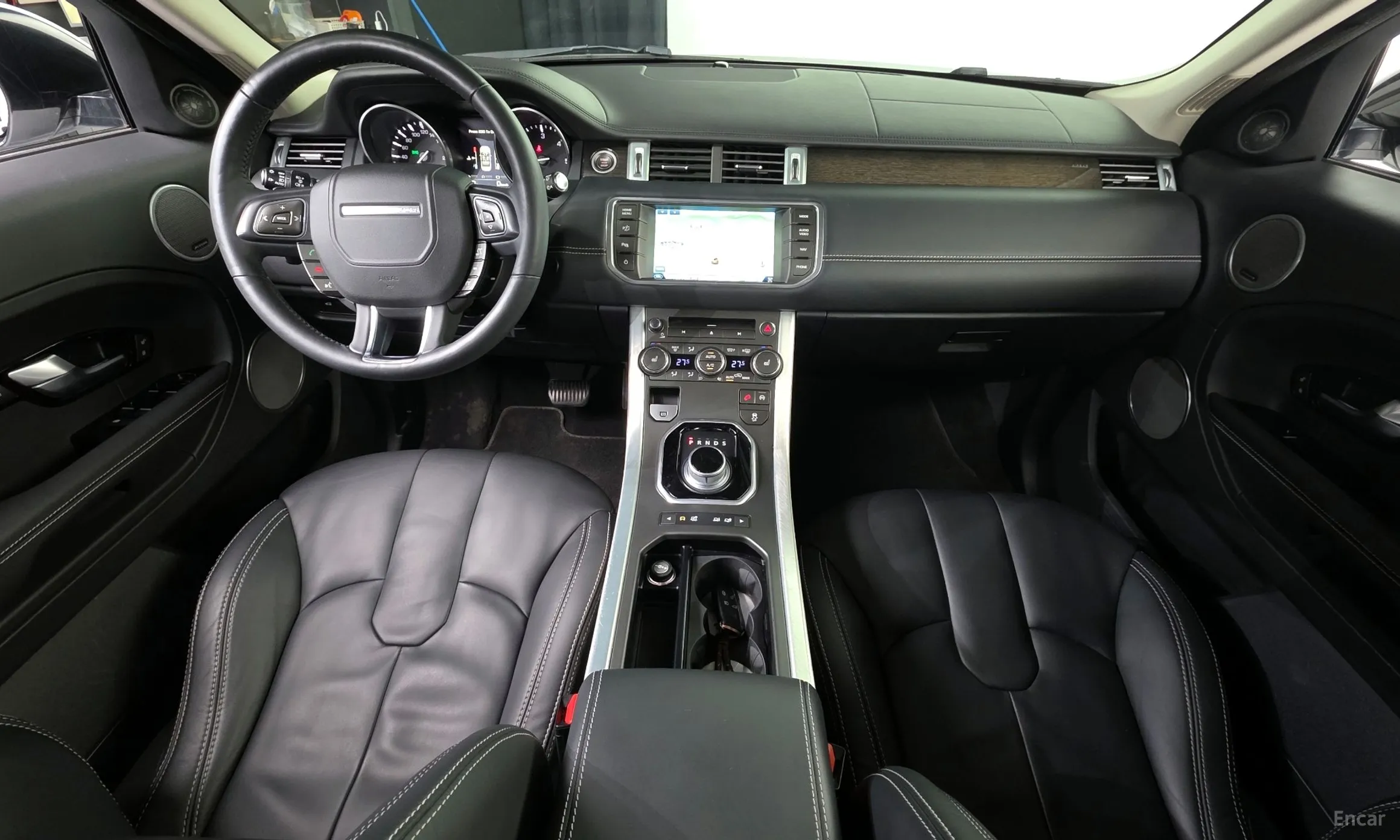 Land Rover Range Rover Evoque превью 7