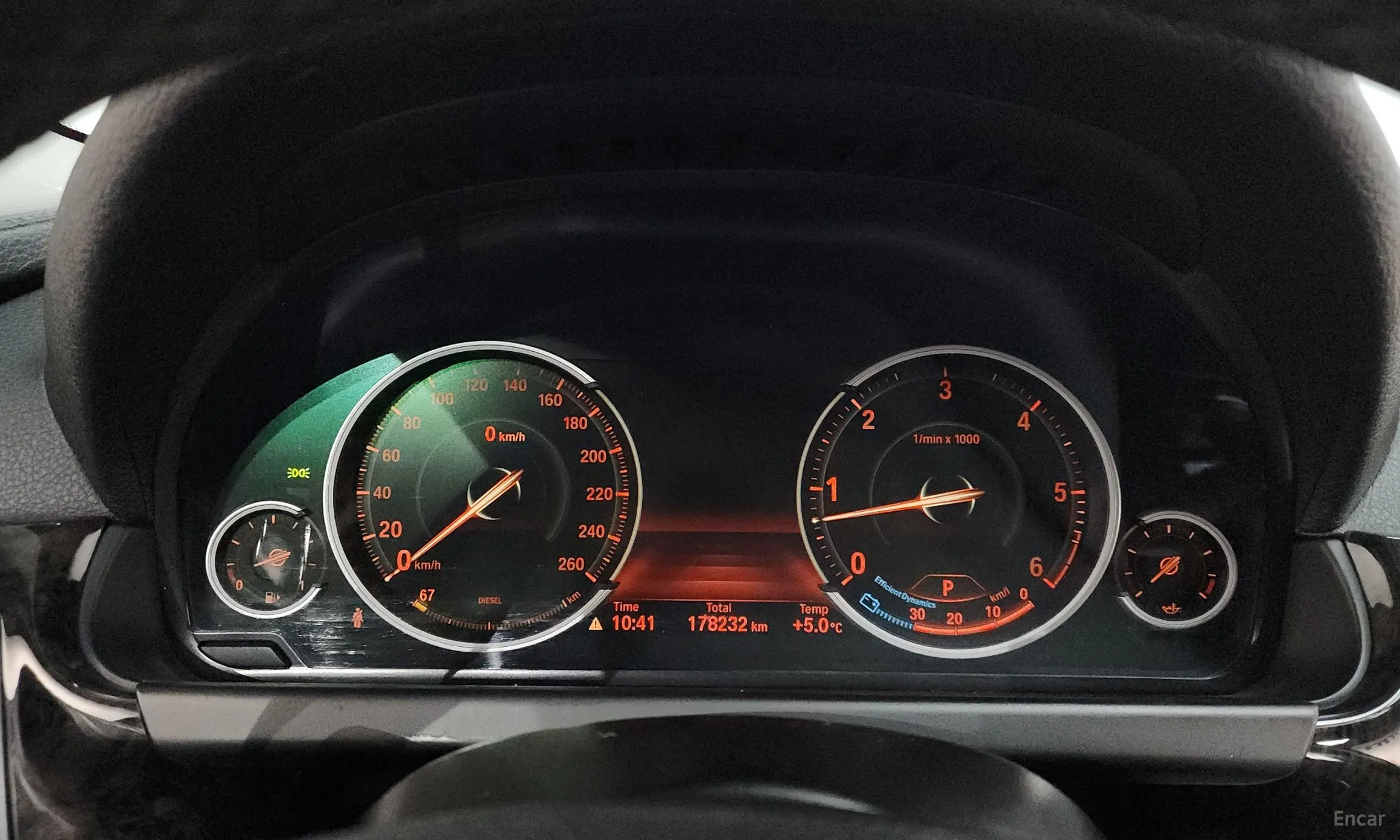 BMW 6 Series (F12) превью 8