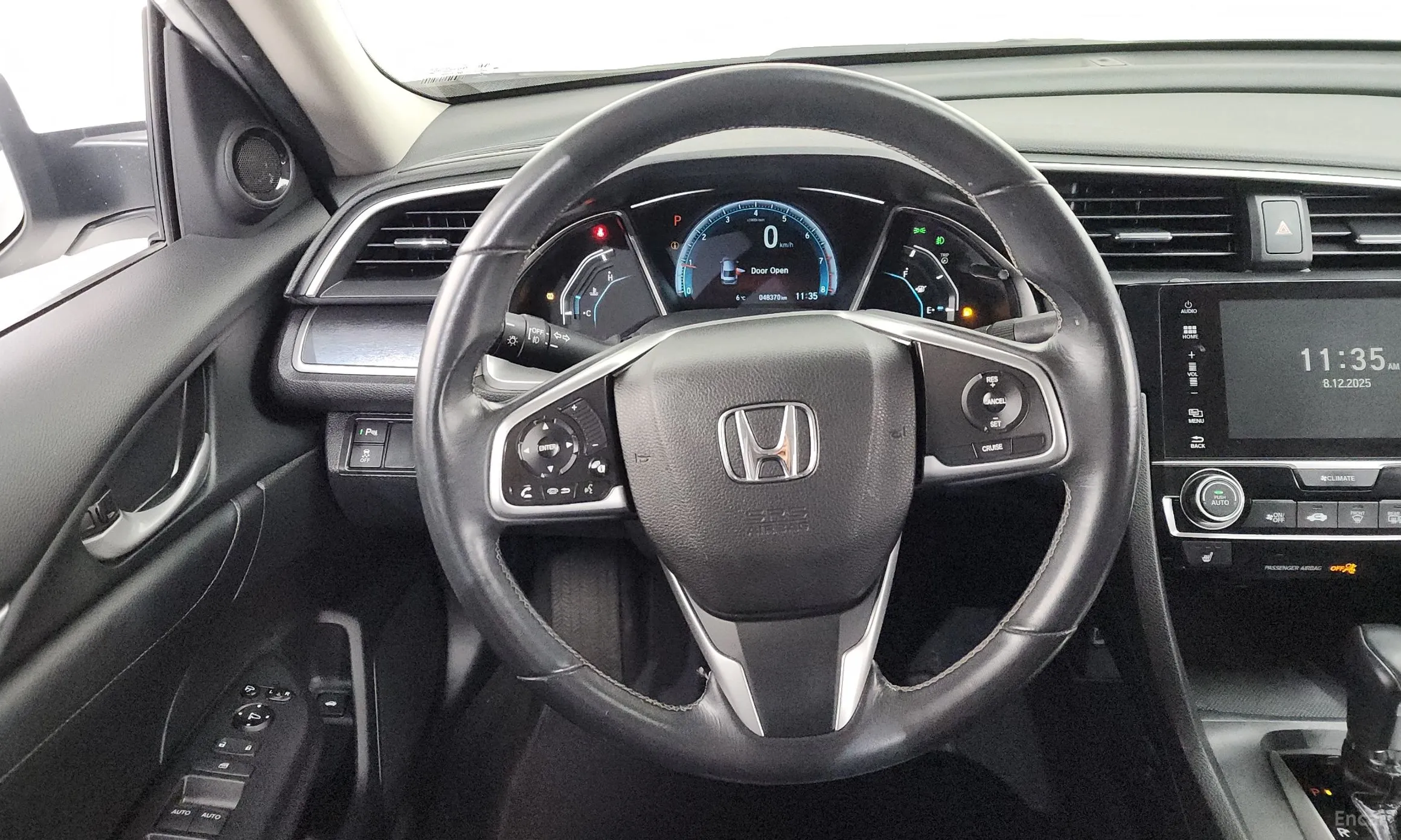 Honda Civic превью 13