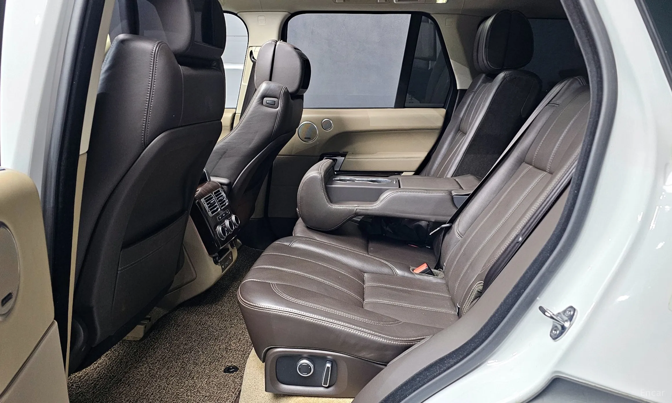 Land Rover Range Rover 4th Generation превью 12