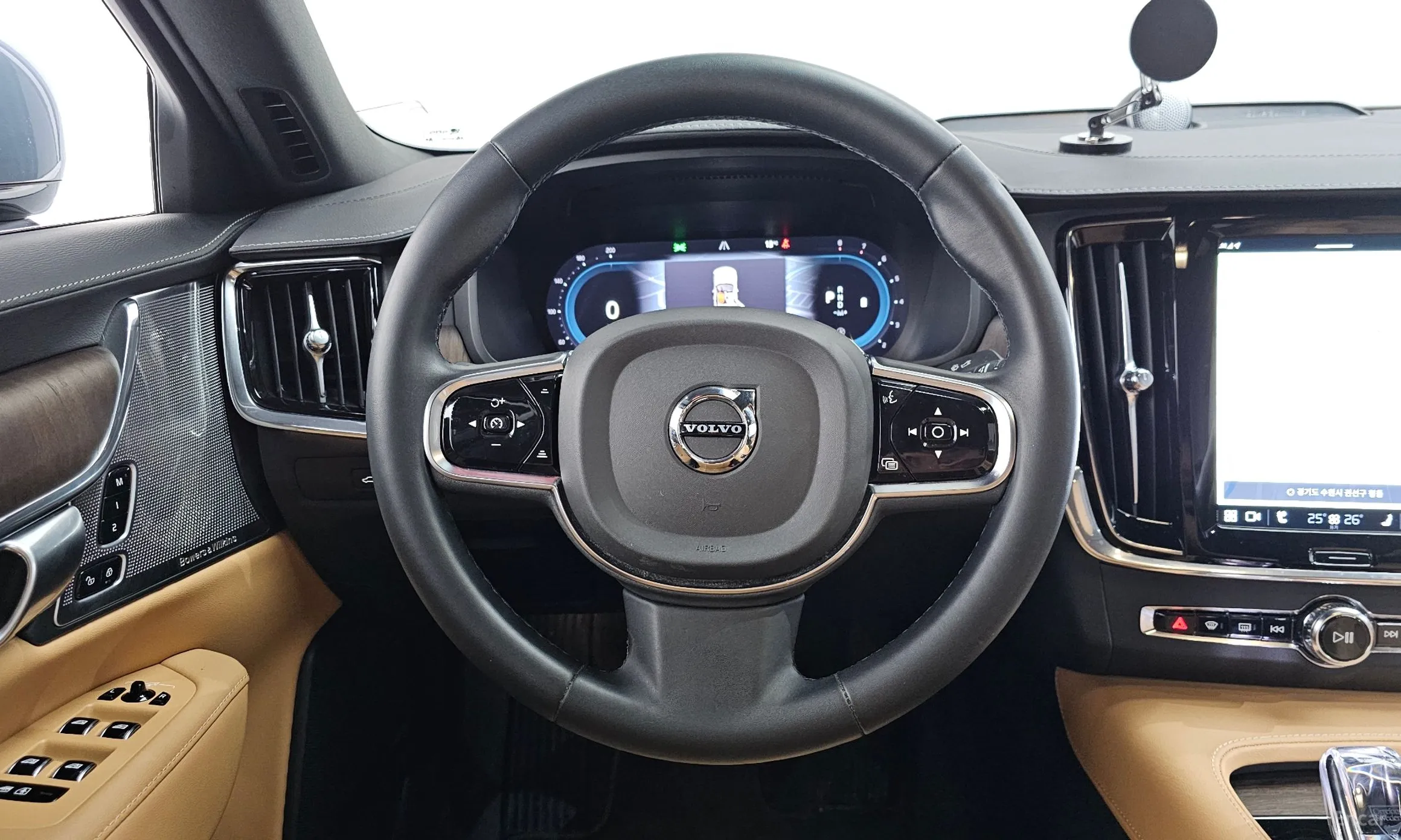 Volvo S90 превью 13