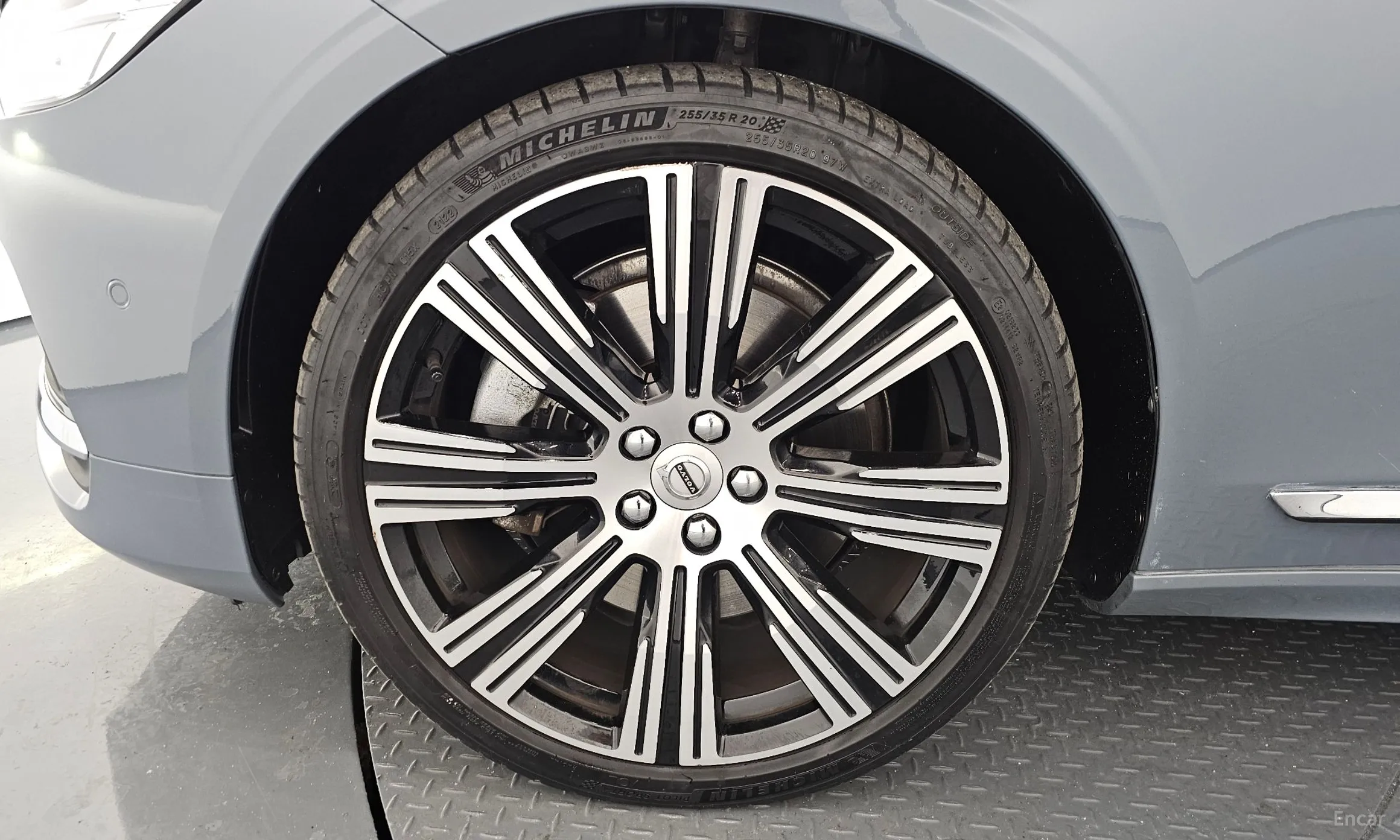 Volvo S90 превью 5