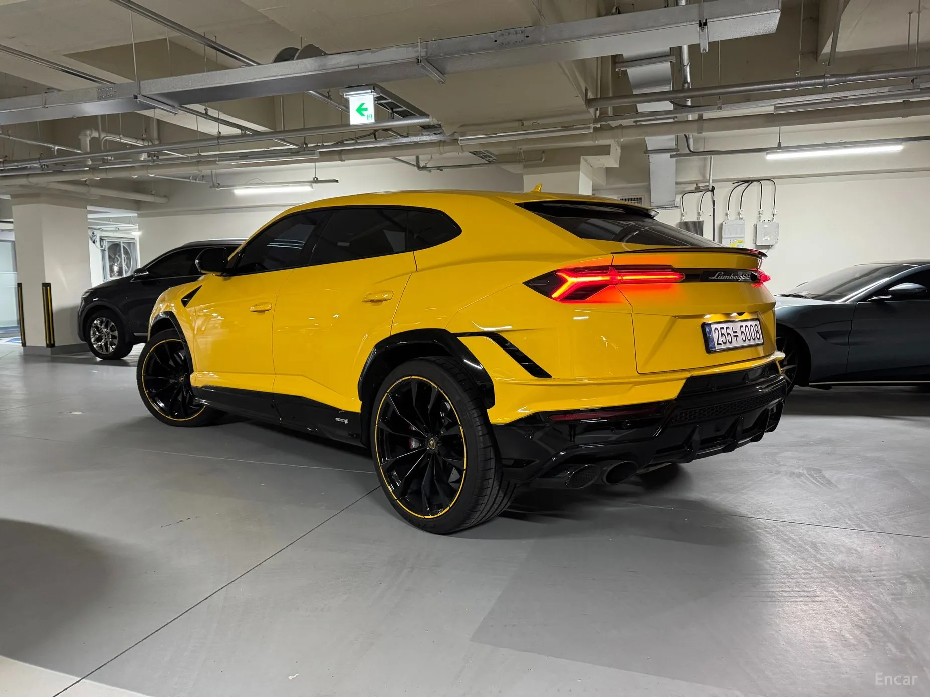 Lamborghini Urus превью 2