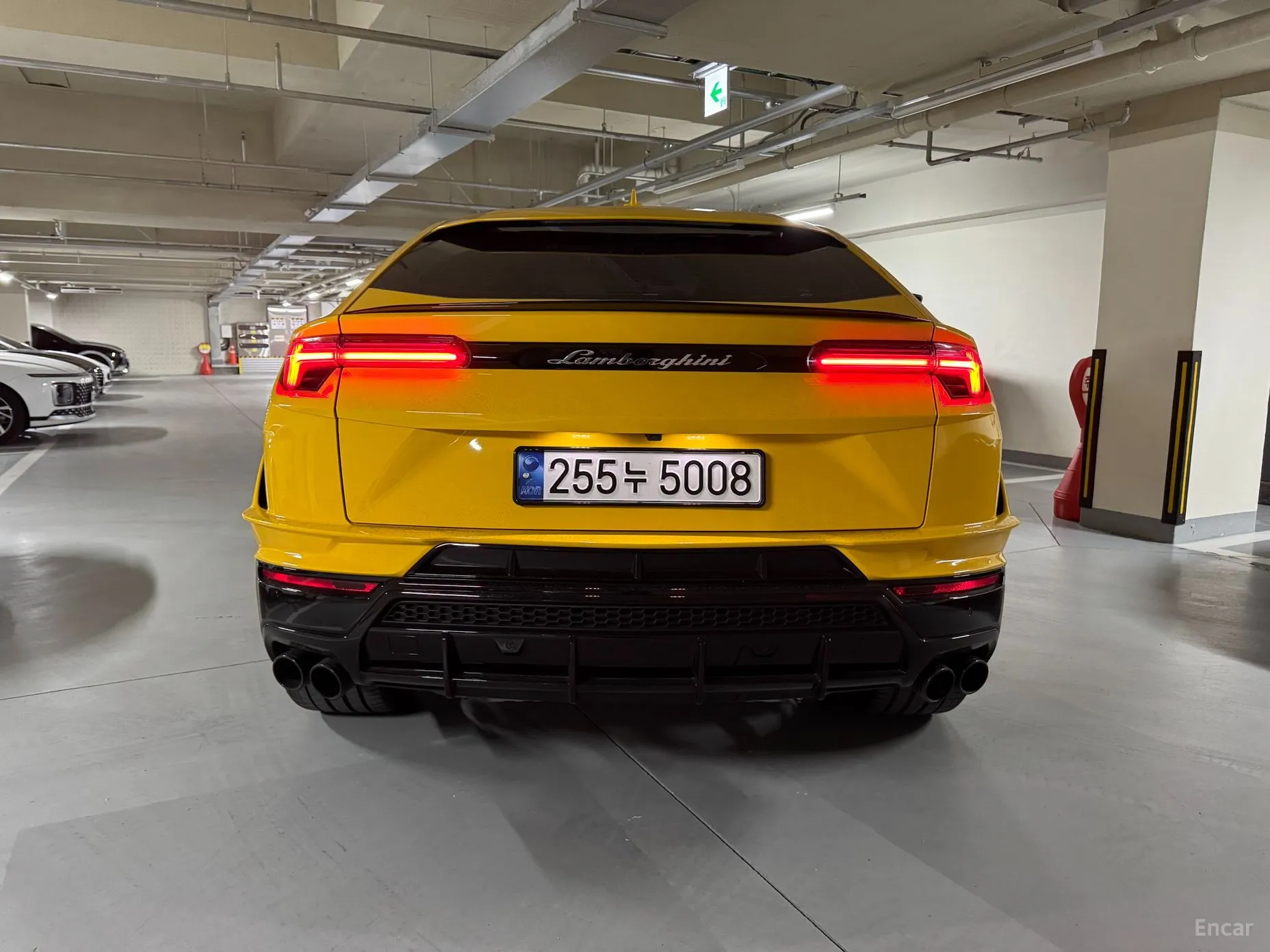 Lamborghini Urus превью 4