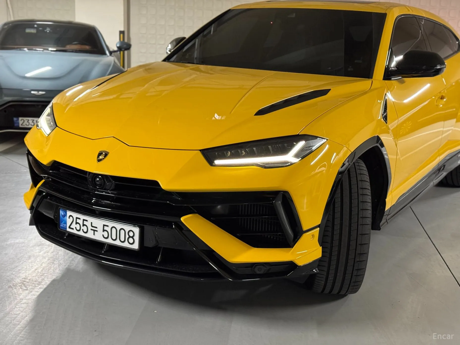 Lamborghini Urus превью 5