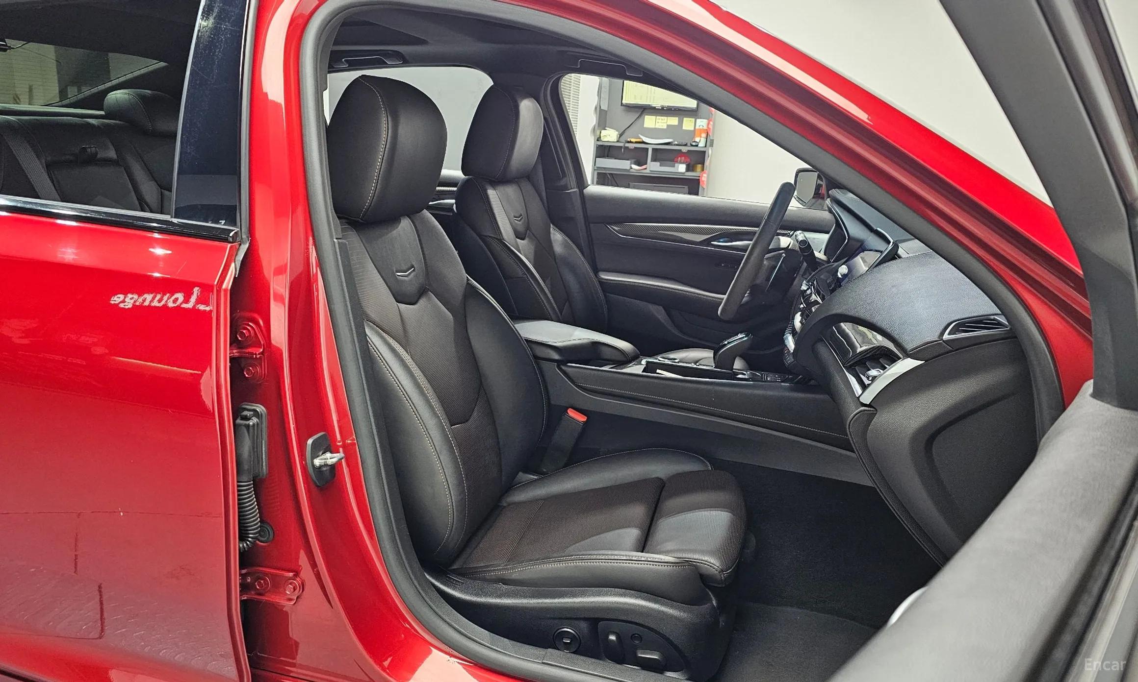 Cadillac CT5 превью 10