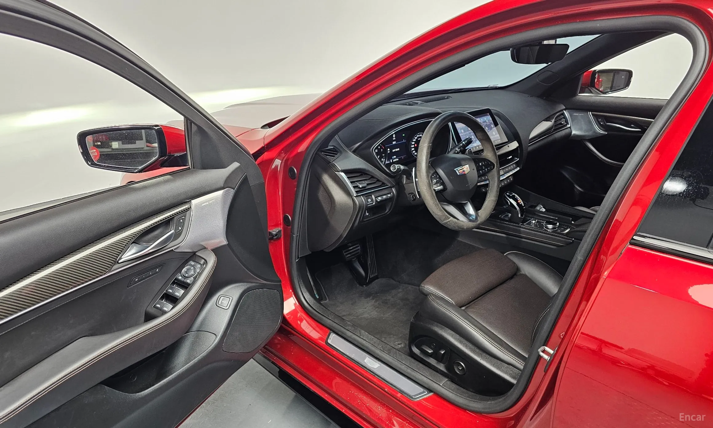Cadillac CT5 превью 11