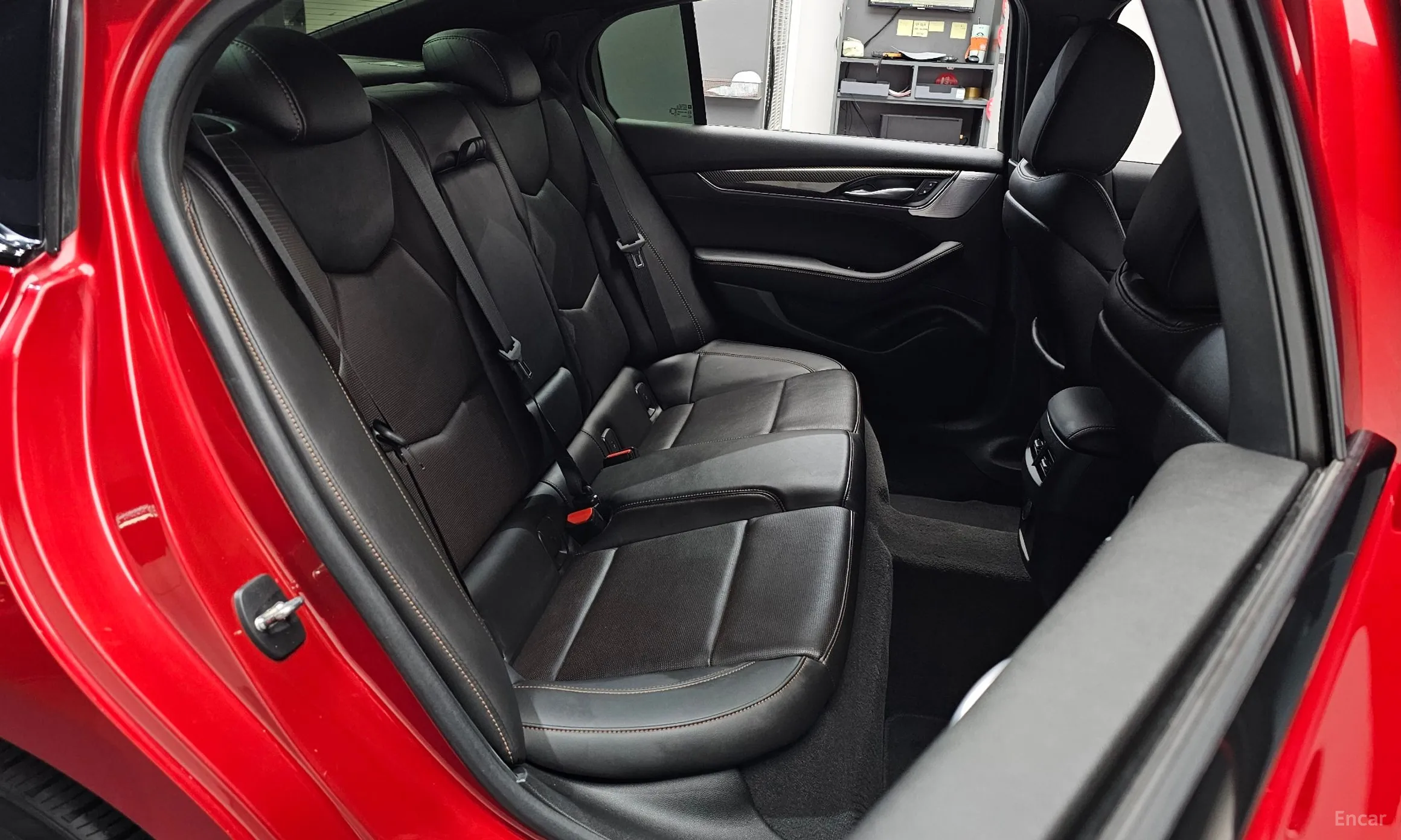 Cadillac CT5 превью 12