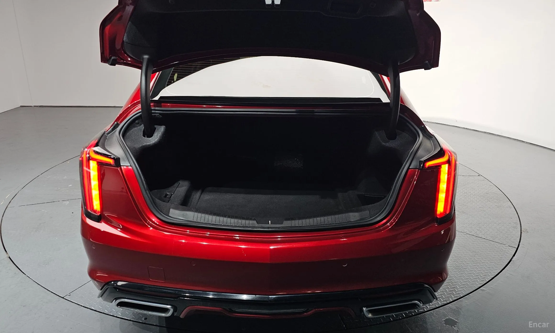Cadillac CT5 превью 20