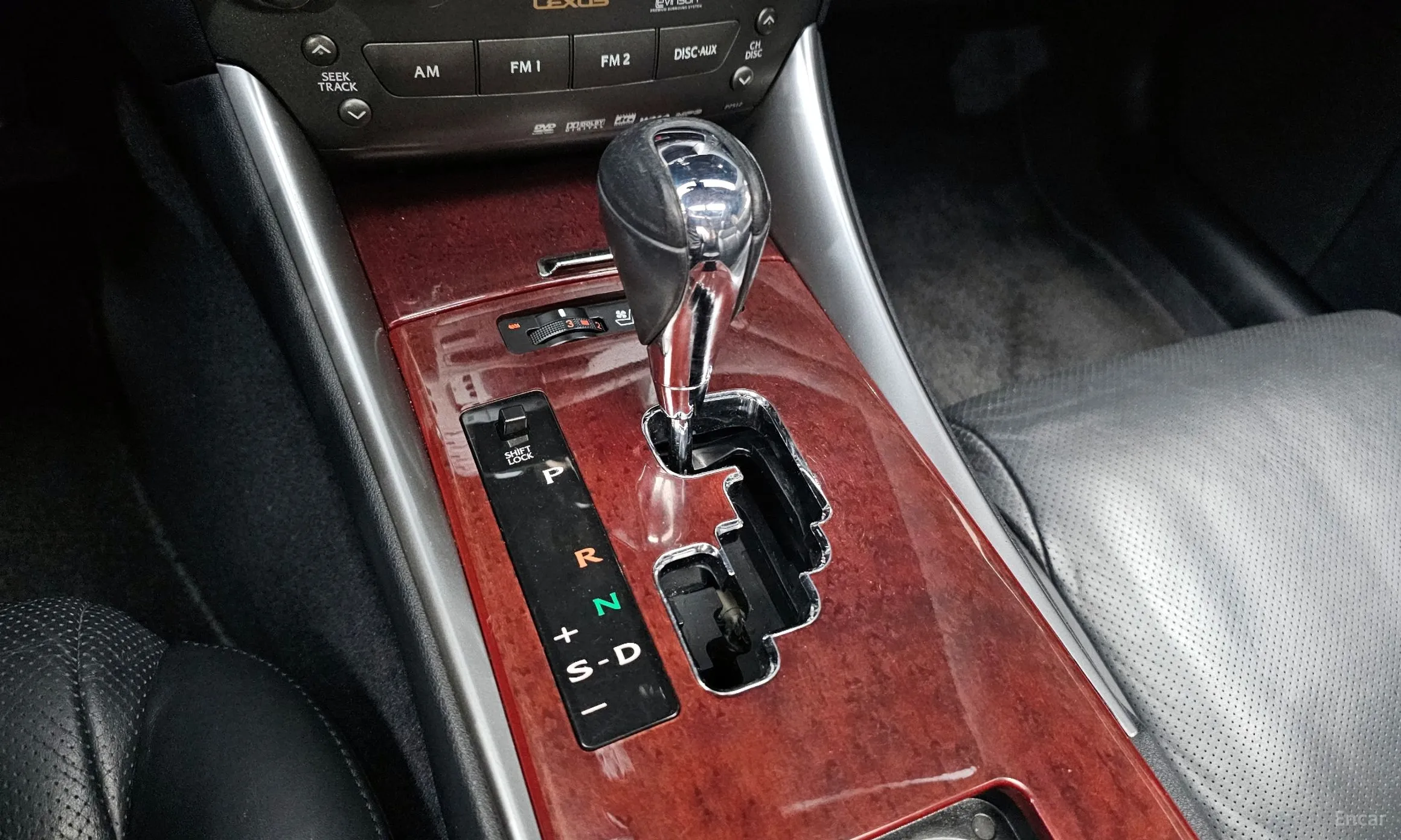 Lexus IS250 превью 9