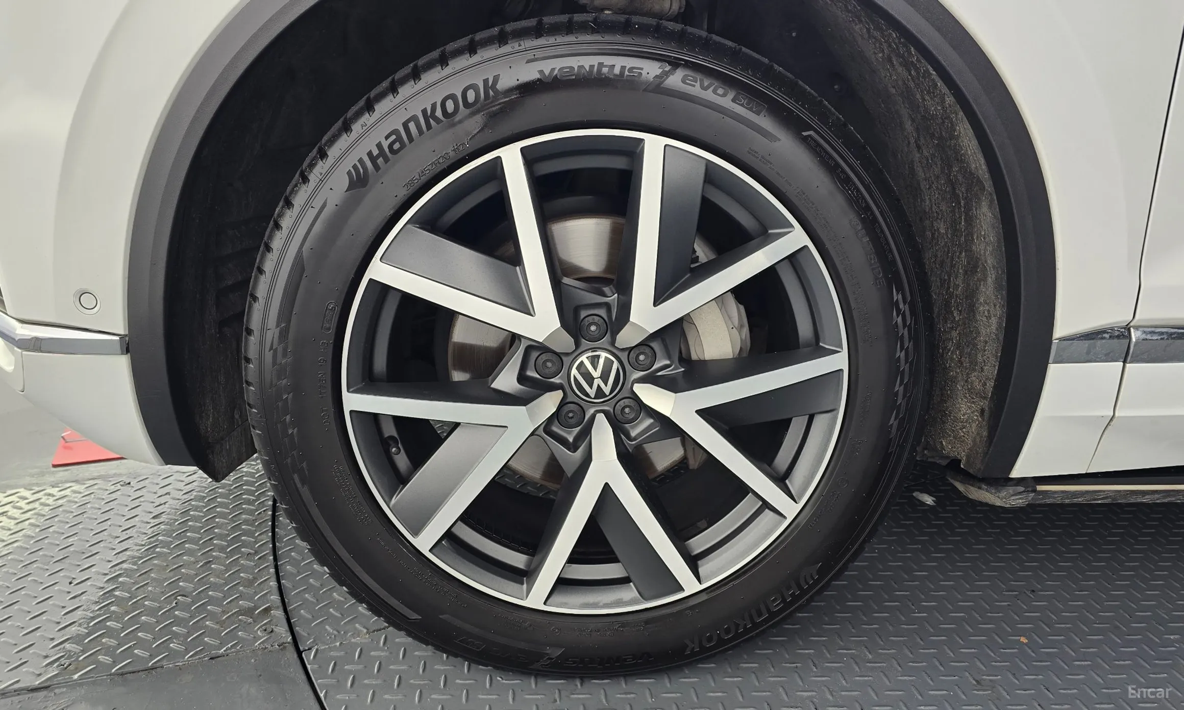 Volkswagen Touareg 3rd Generation превью 5