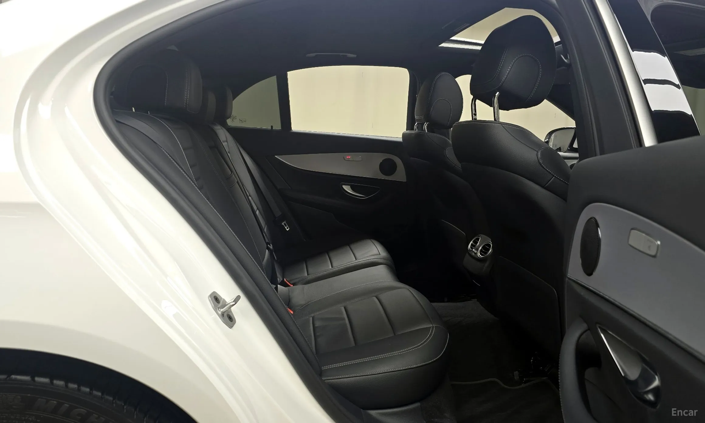 Mercedes Benz E-Class W213 превью 12