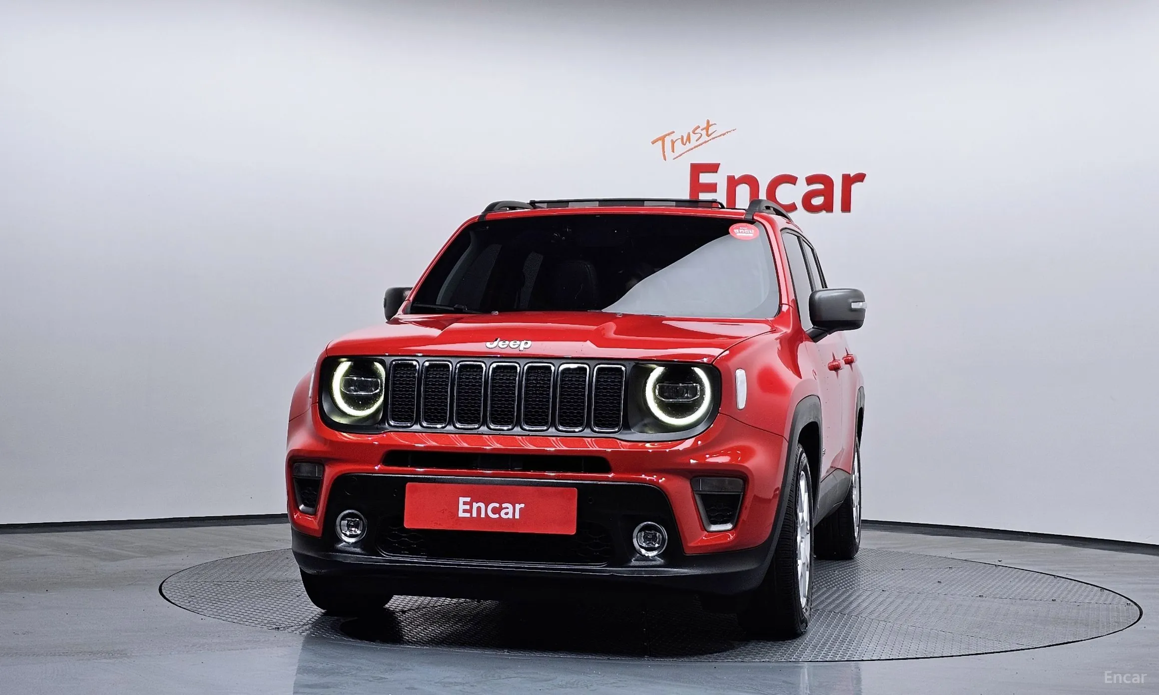 Jeep Renegade превью 3