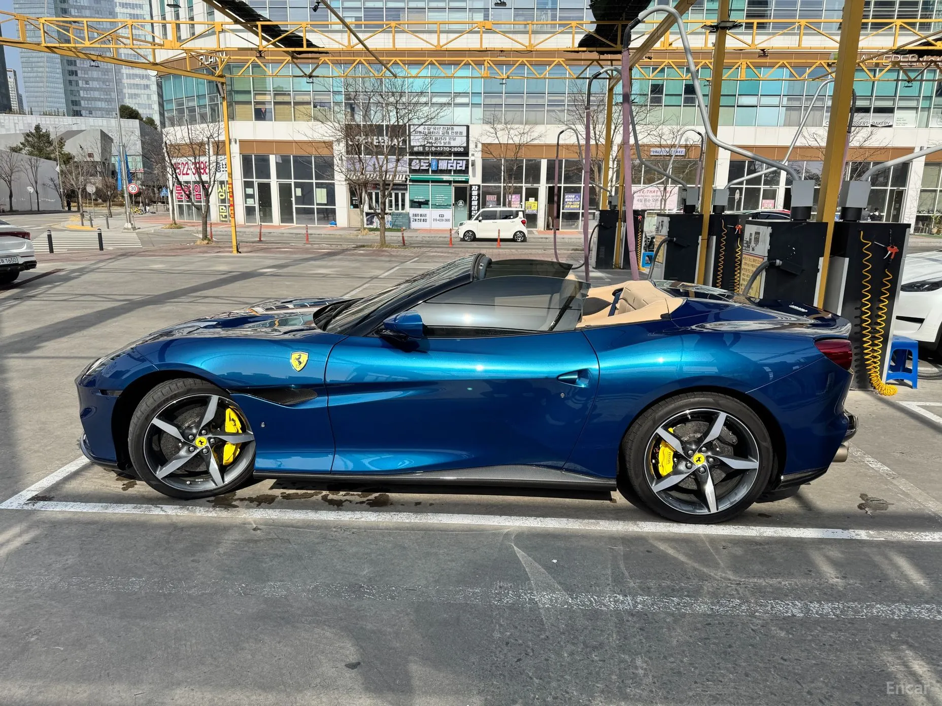Ferrari Portofino превью 6