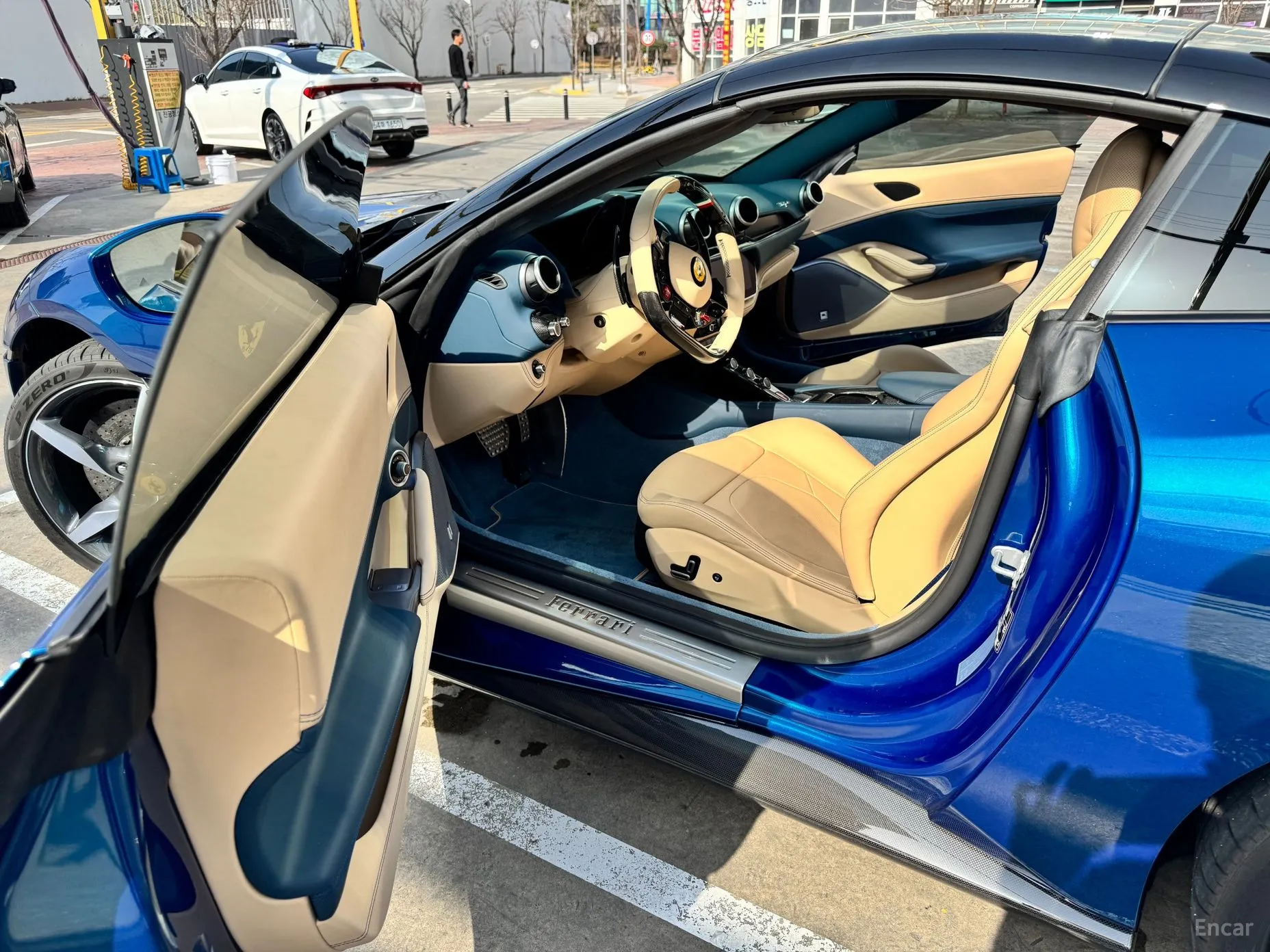 Ferrari Portofino превью 8