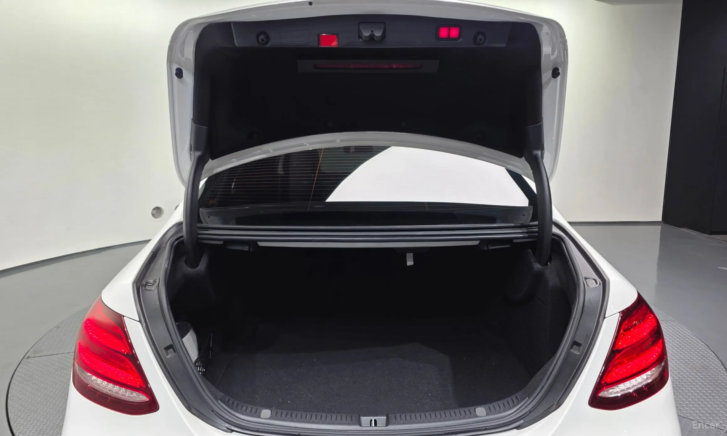 Mercedes Benz E-Class W213 превью 20