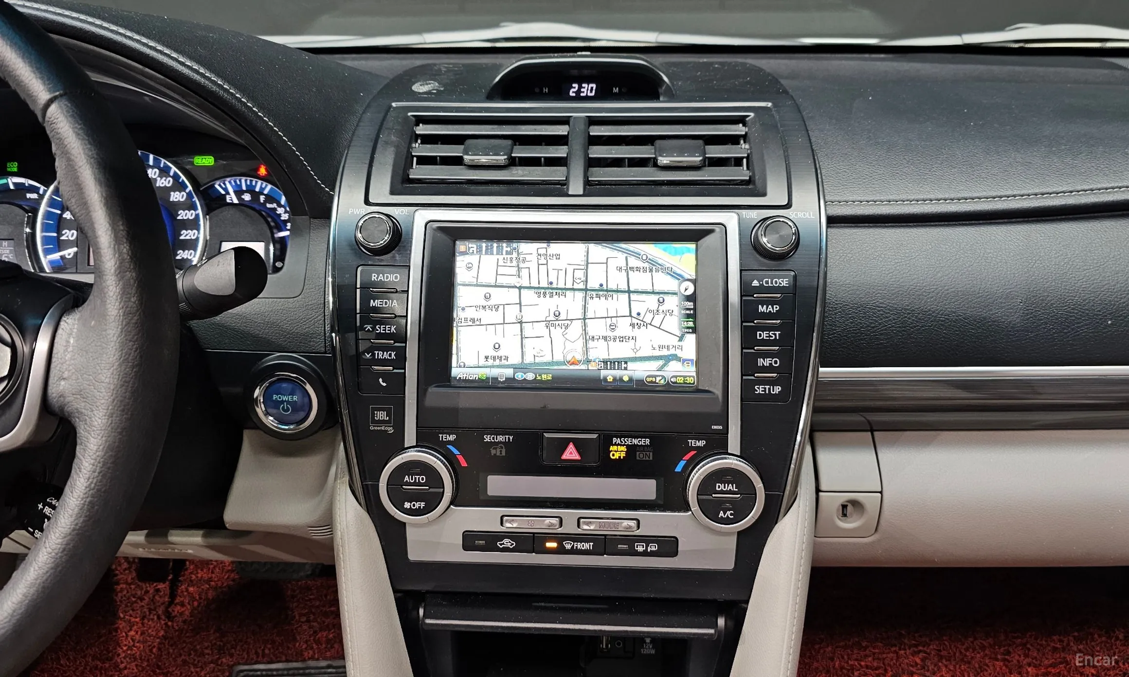 Toyota New Camry превью 15