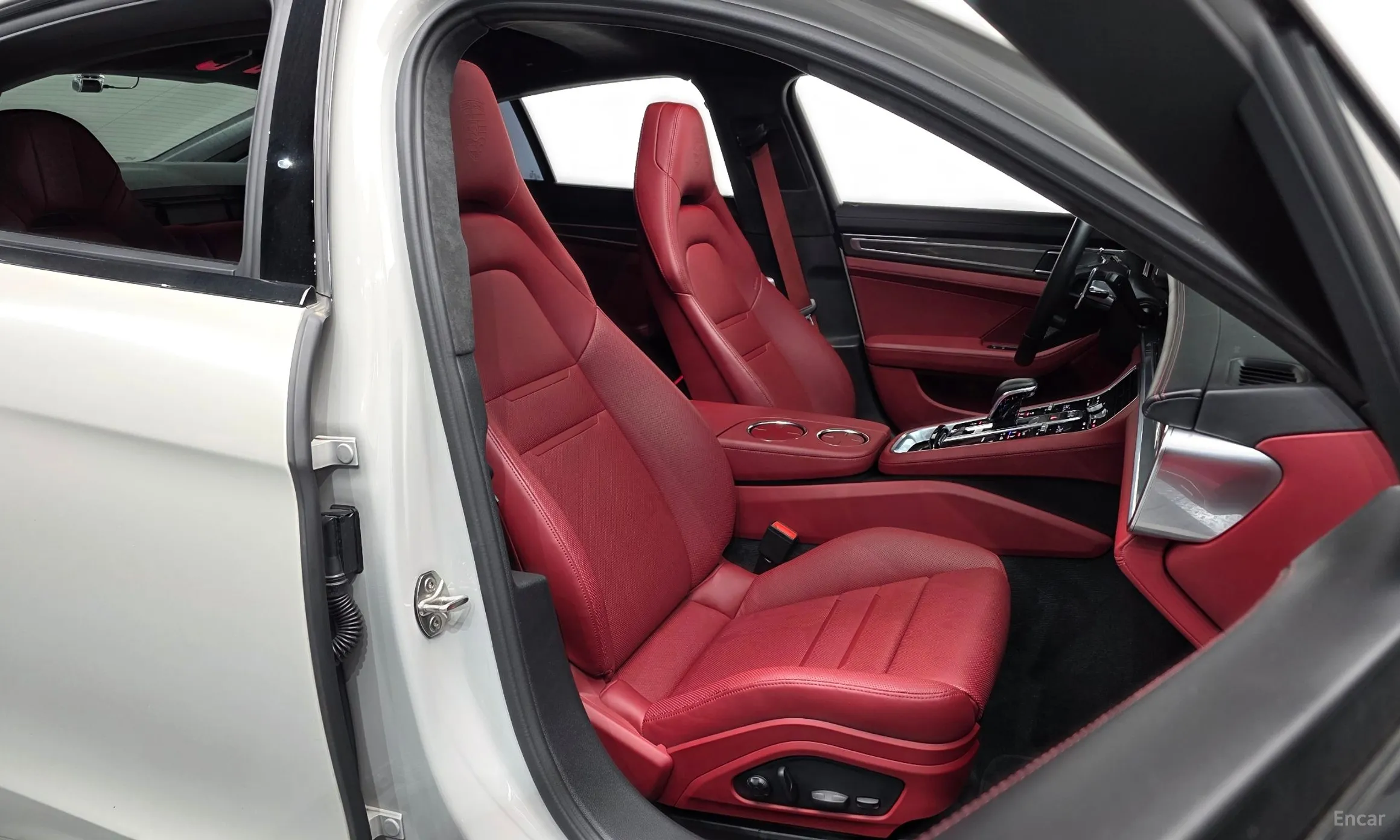 Porsche Panamera (971) превью 10