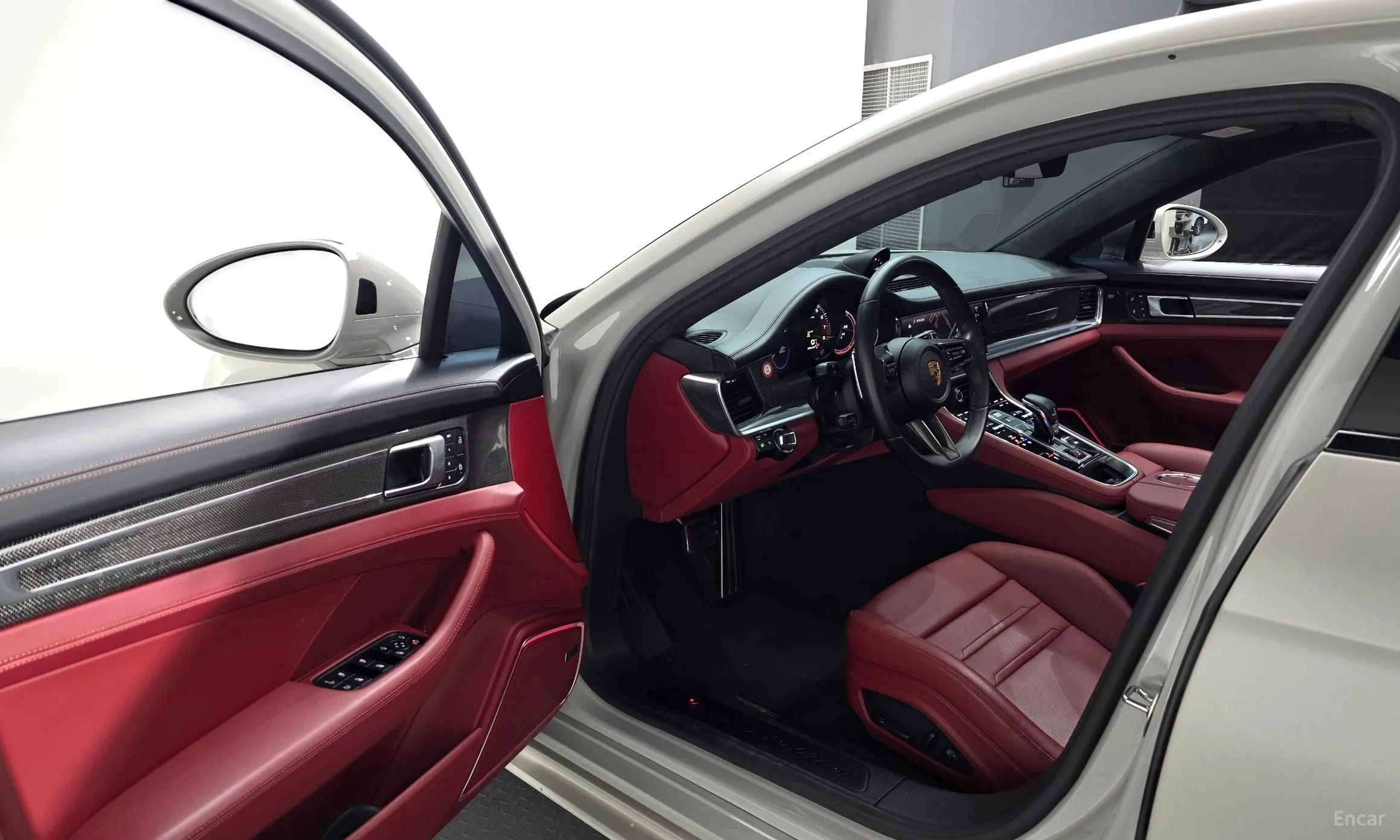 Porsche Panamera (971) превью 12