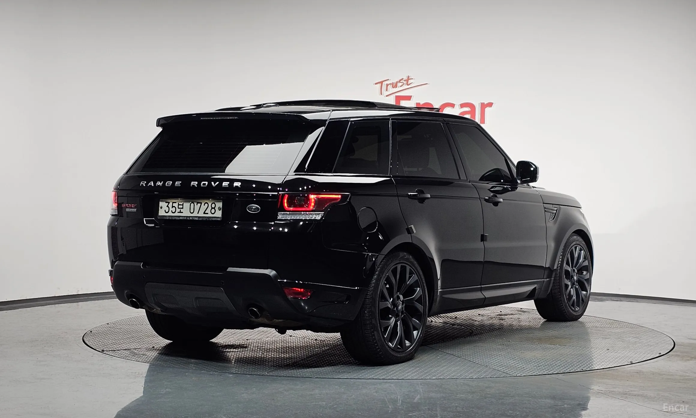 Land Rover Range Rover Sport 2nd Generation