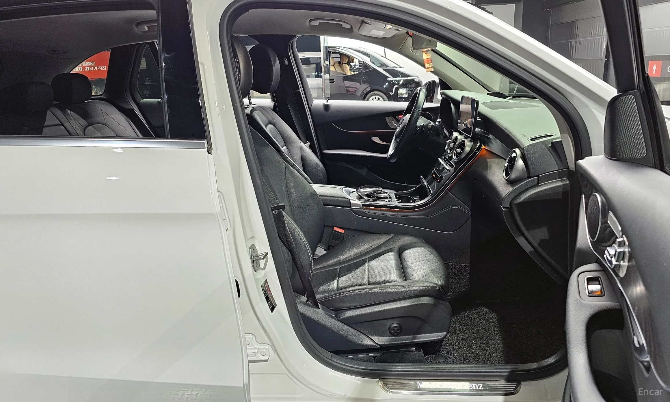 Mercedes Benz GLC-Class X253 превью 10