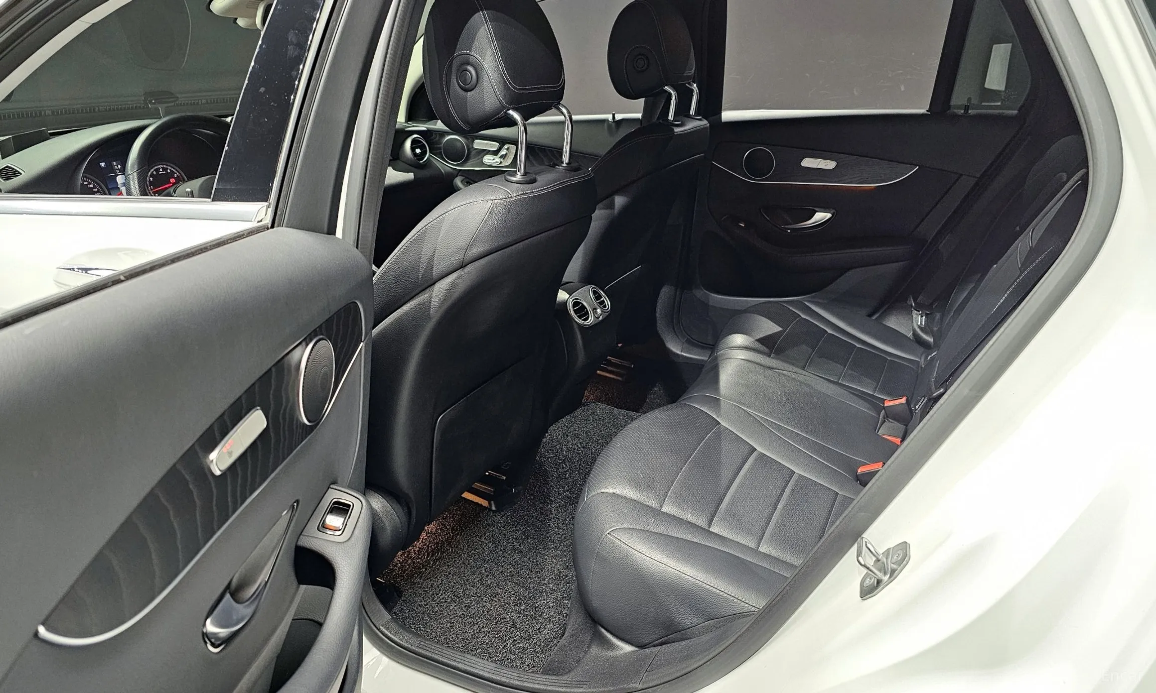 Mercedes Benz GLC-Class X253 превью 12