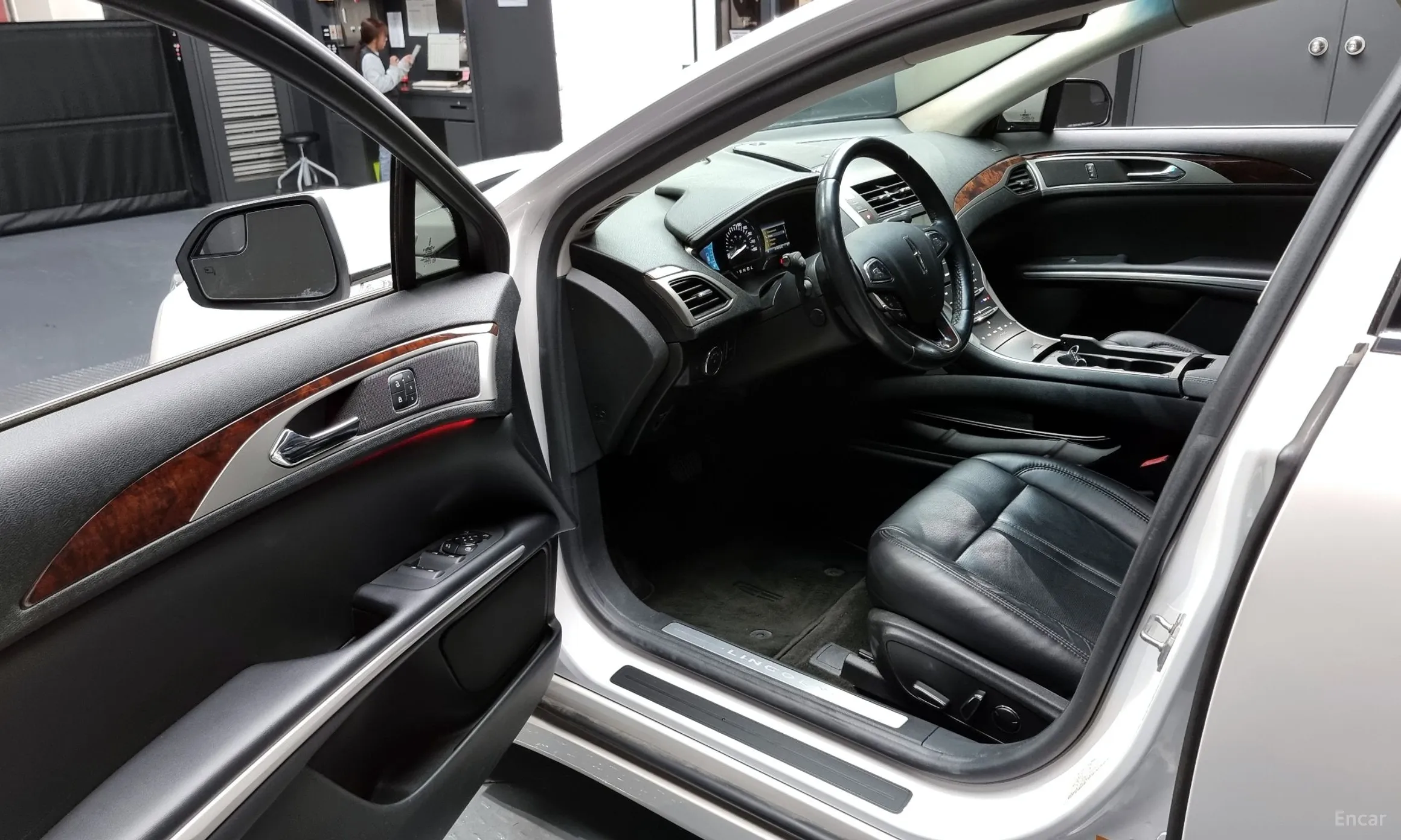 Lincoln New MKZ превью 10