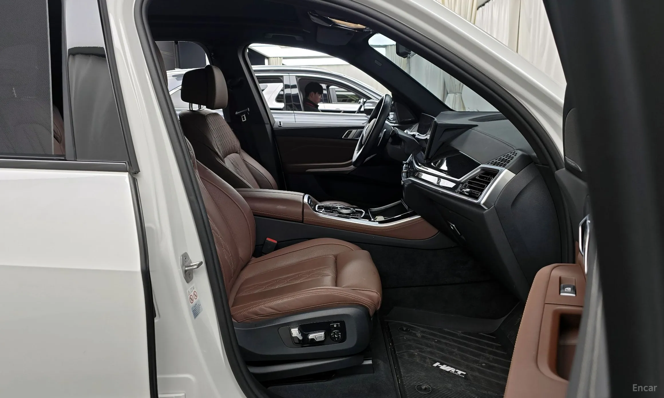 BMW X5 (G05) превью 11