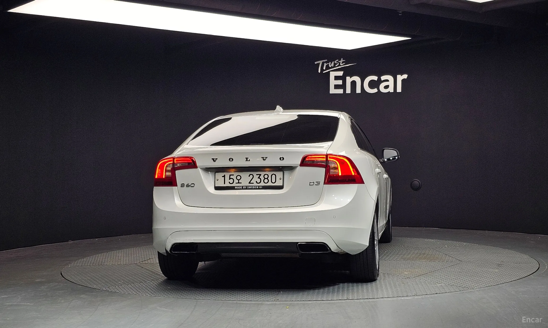 Volvo S60 превью 4