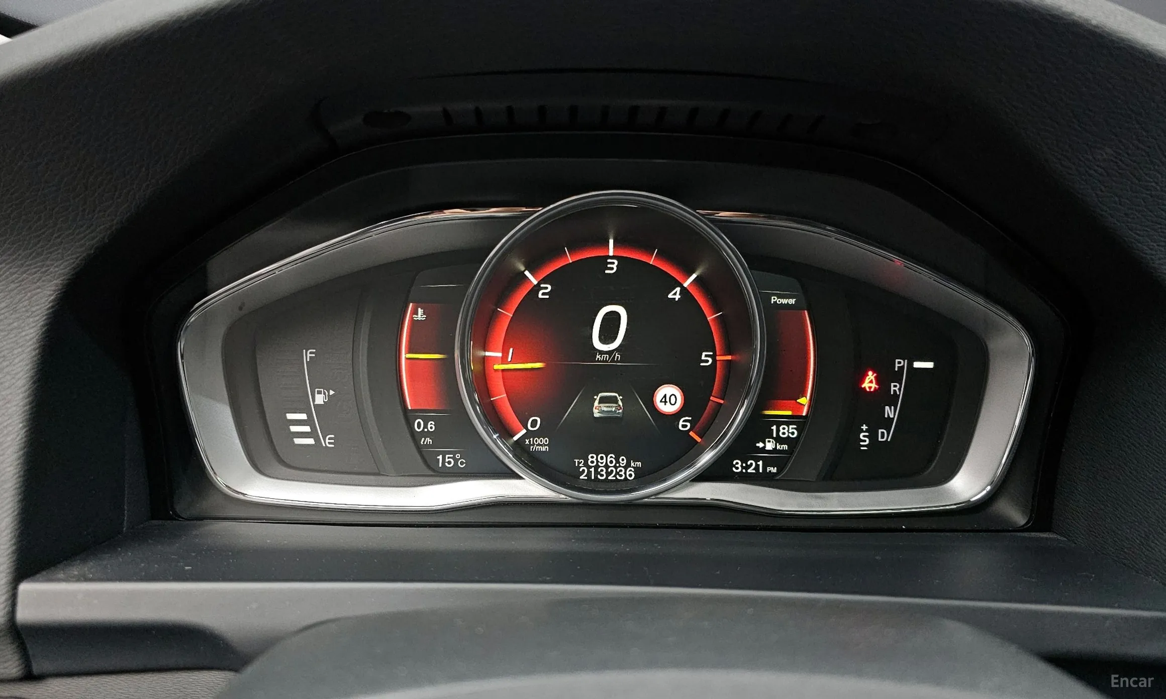 Volvo S60 превью 8