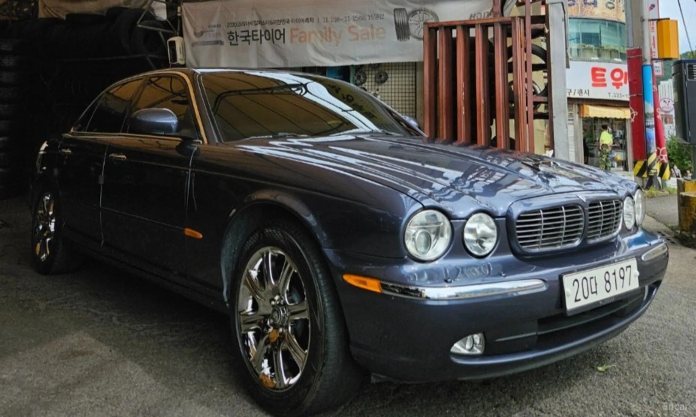 Jaguar XJ-8 превью 4