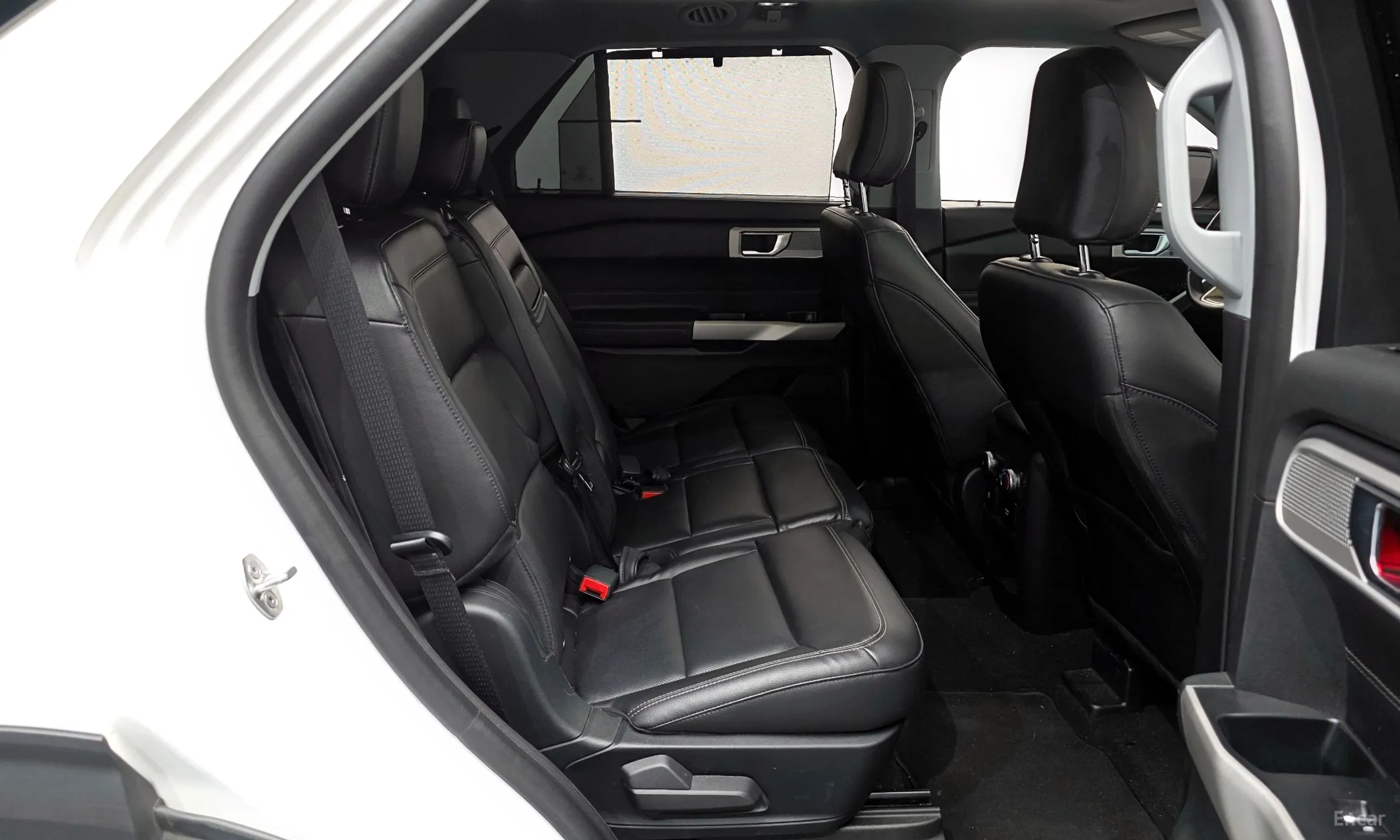 Ford Explorer 6th Generation превью 12