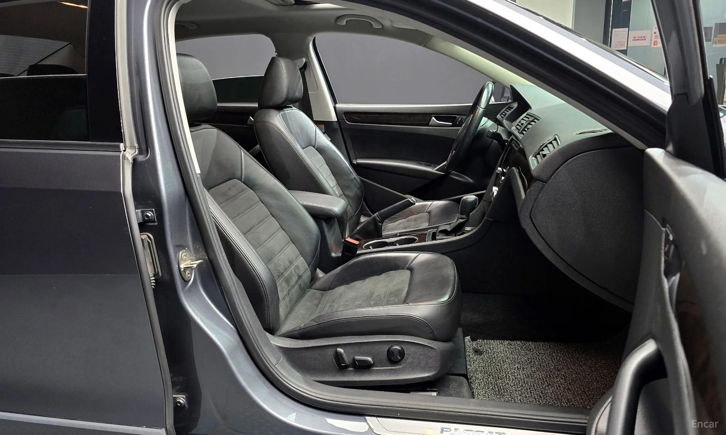 Volkswagen The New Passat превью 10