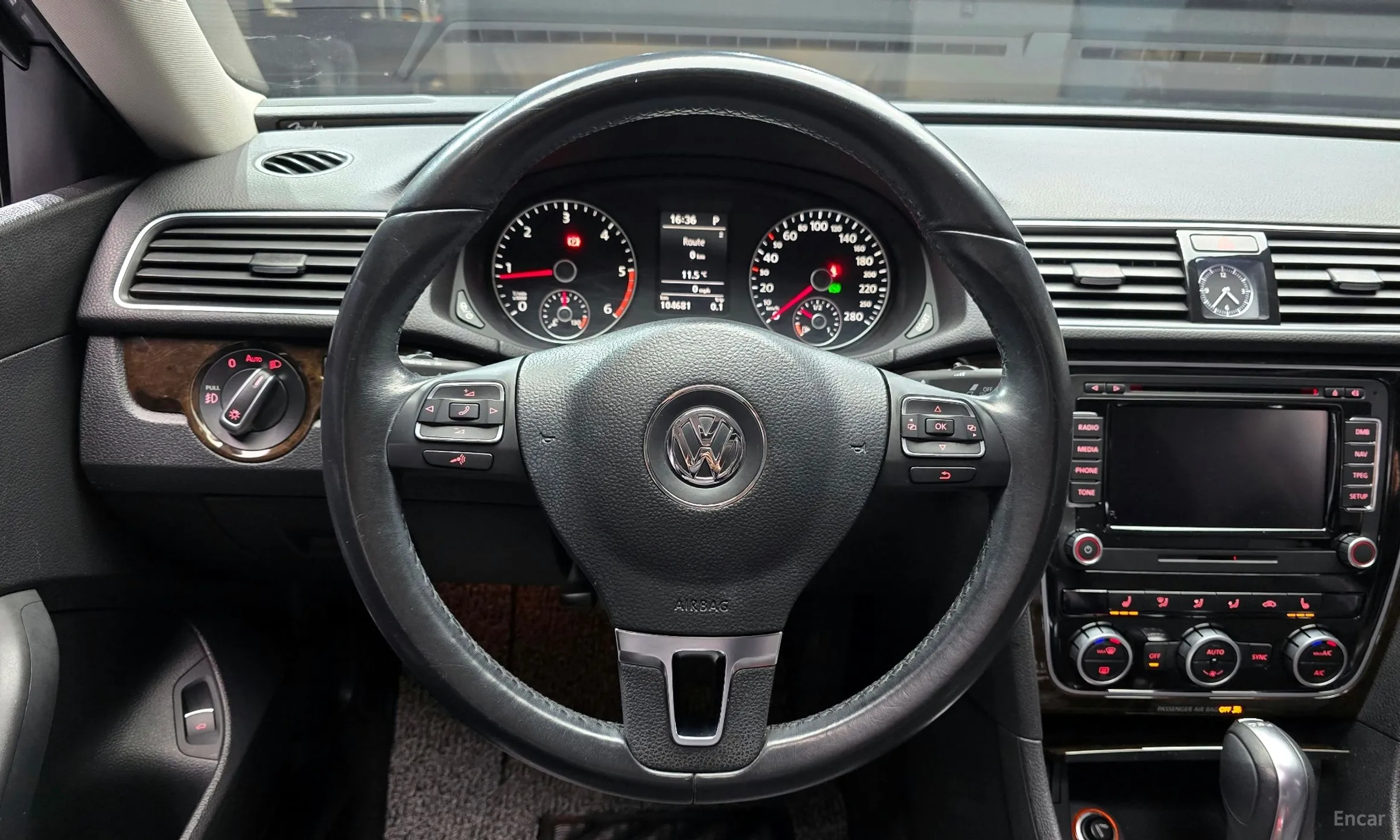 Volkswagen The New Passat превью 13