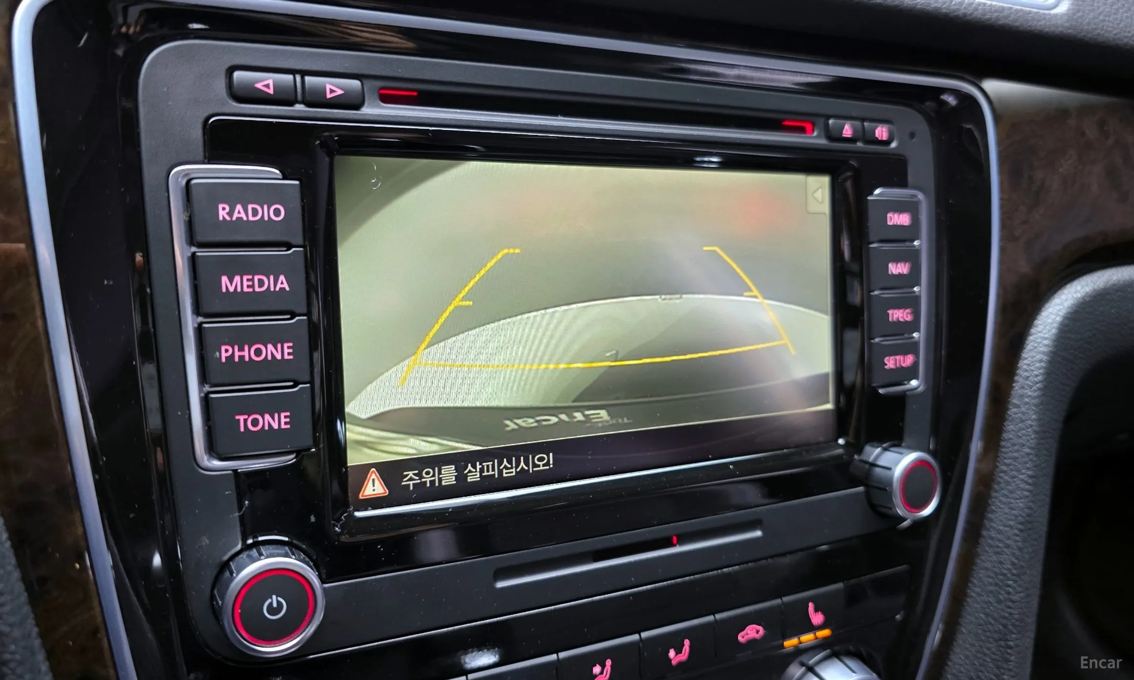 Volkswagen The New Passat превью 15
