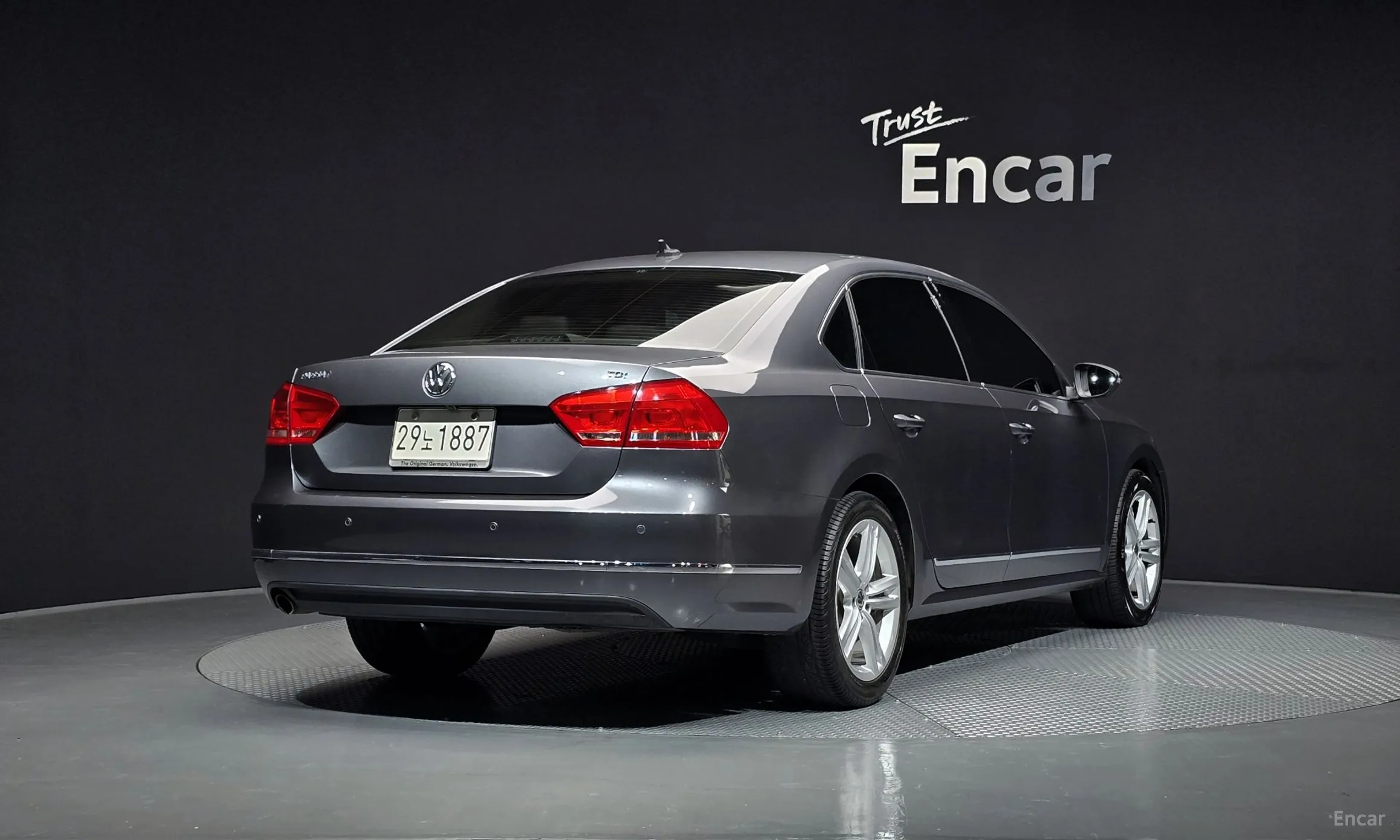 Volkswagen The New Passat превью 2
