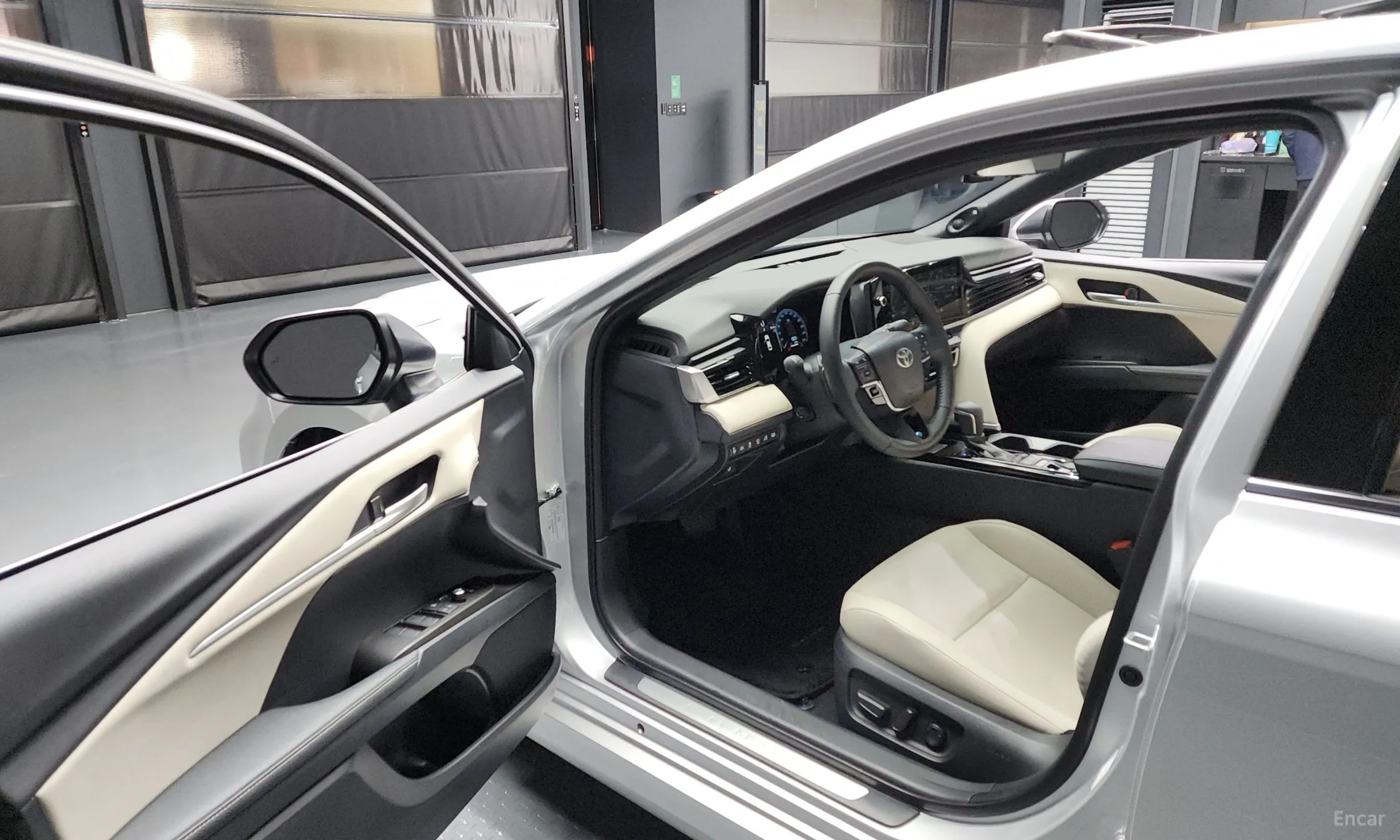 Toyota Camry (XV80) превью 10