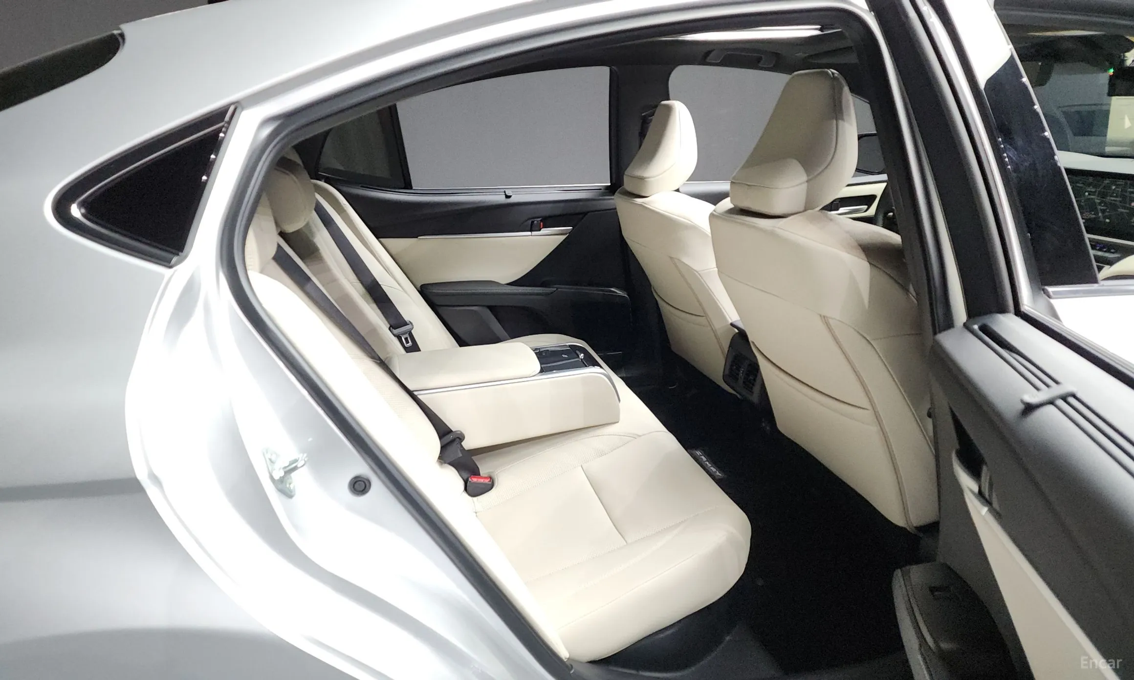 Toyota Camry (XV80) превью 12