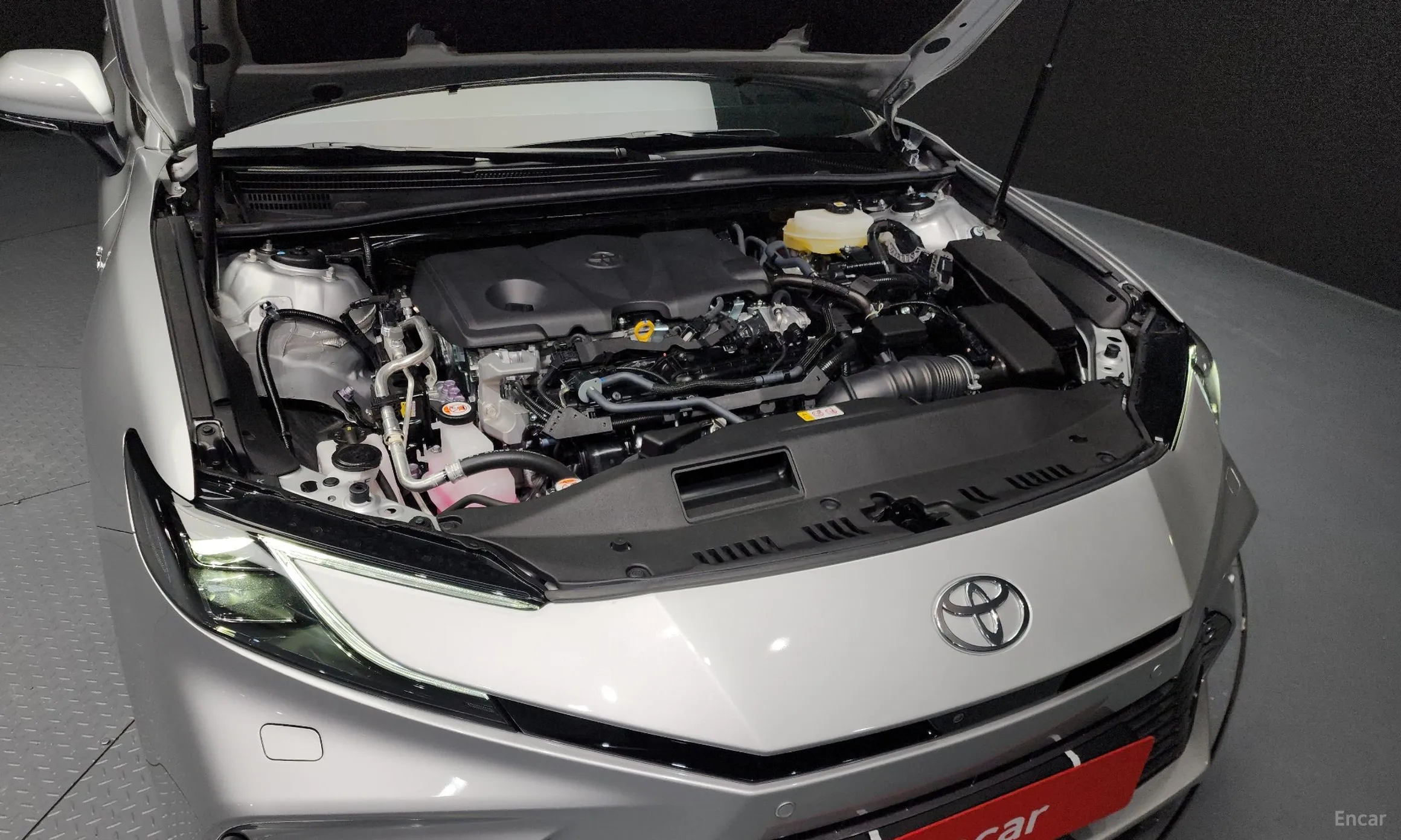 Toyota Camry (XV80) превью 6