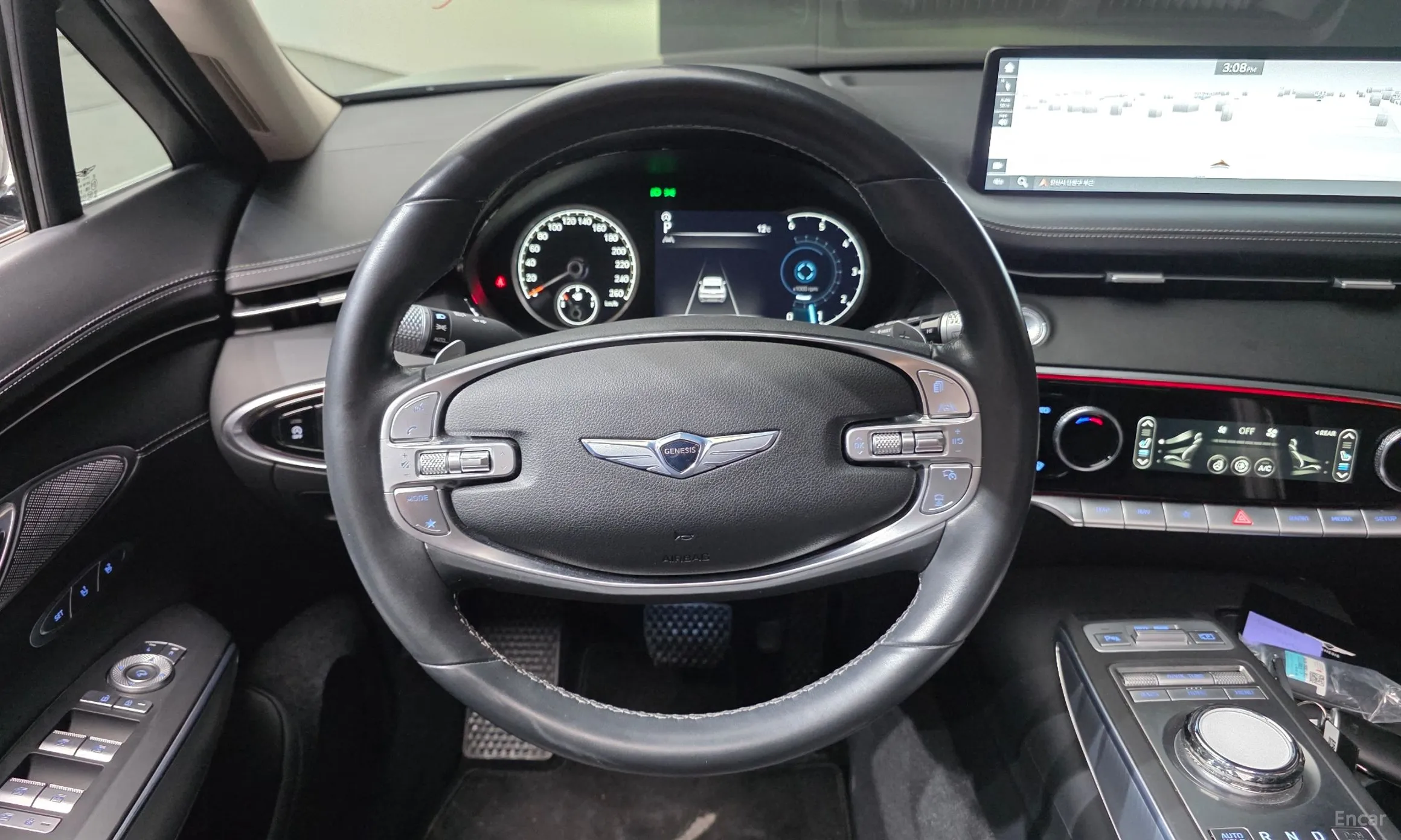 Genesis GV70 превью 13