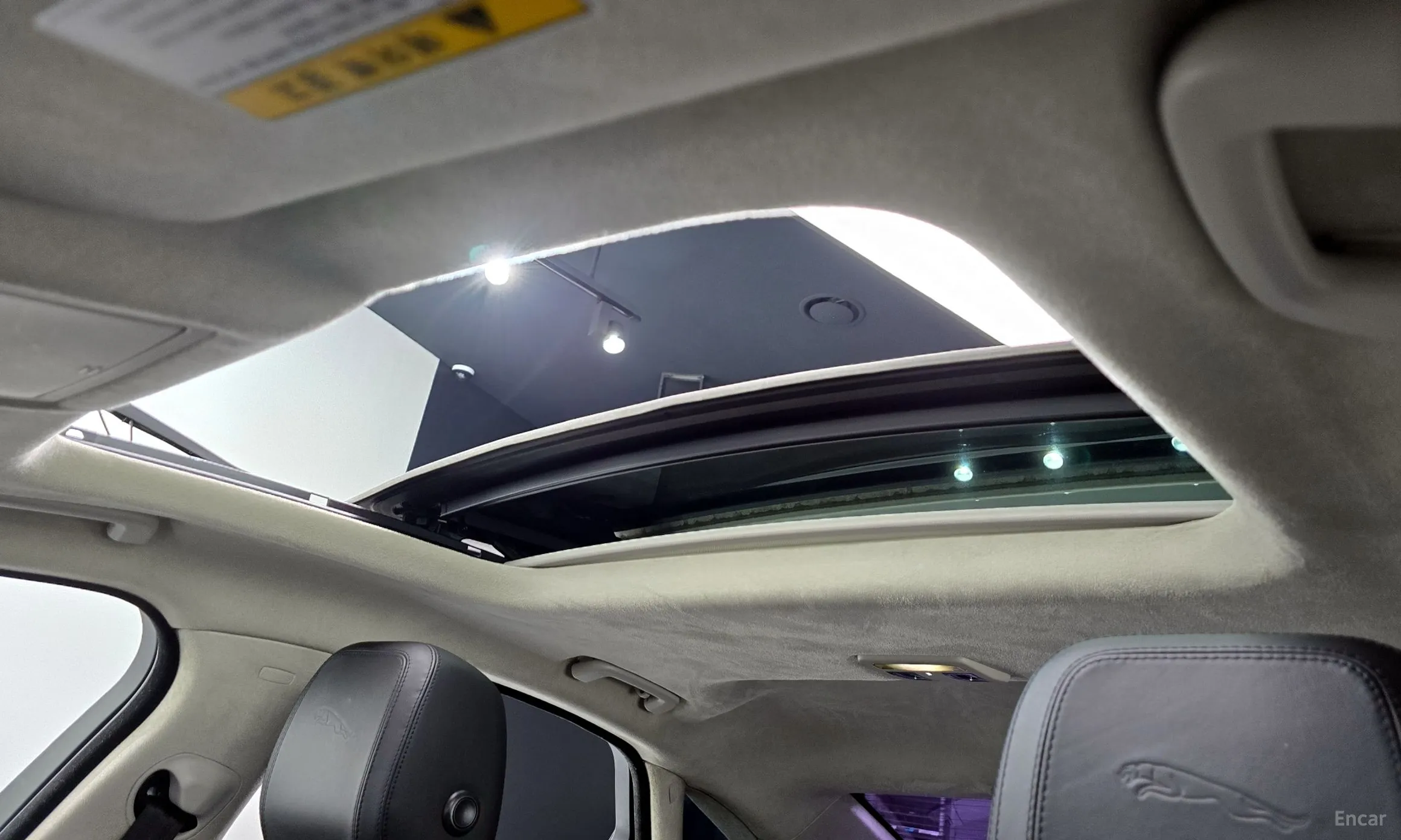 Jaguar XF (x260) превью 18