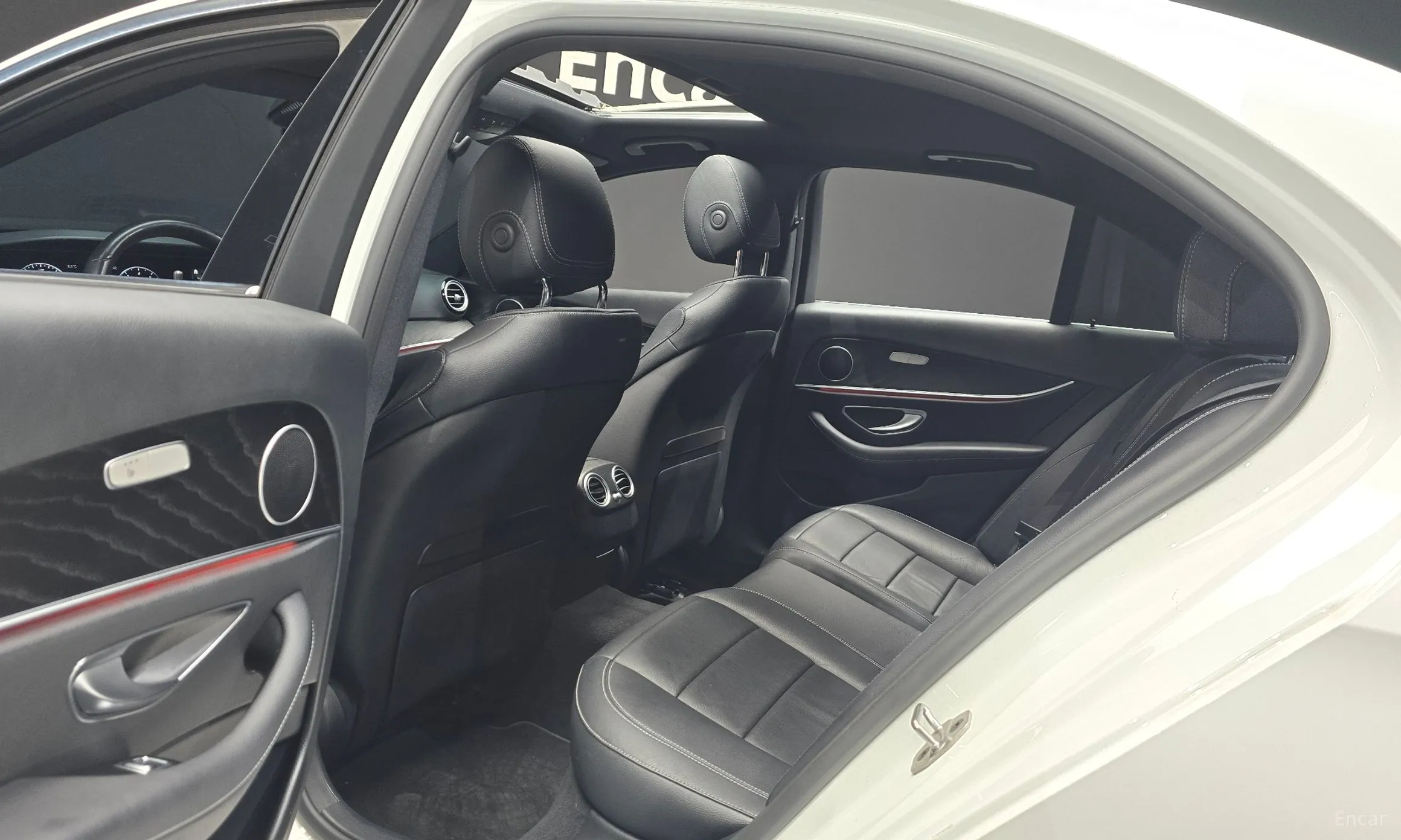 Mercedes Benz E-Class W213 превью 12