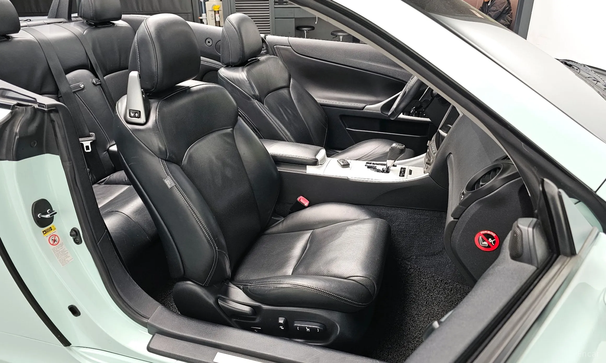 Lexus IS250 превью 10