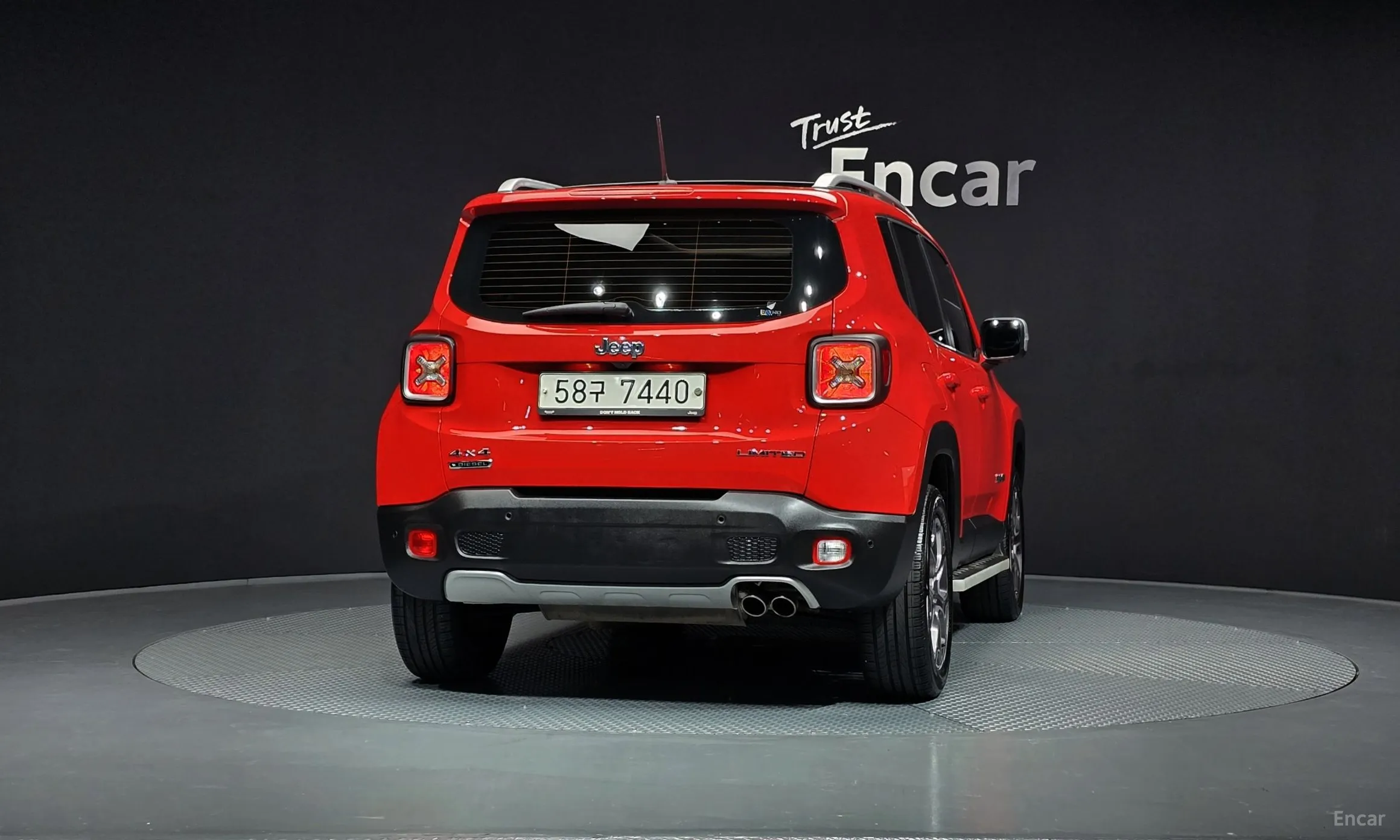 Jeep Renegade превью 4